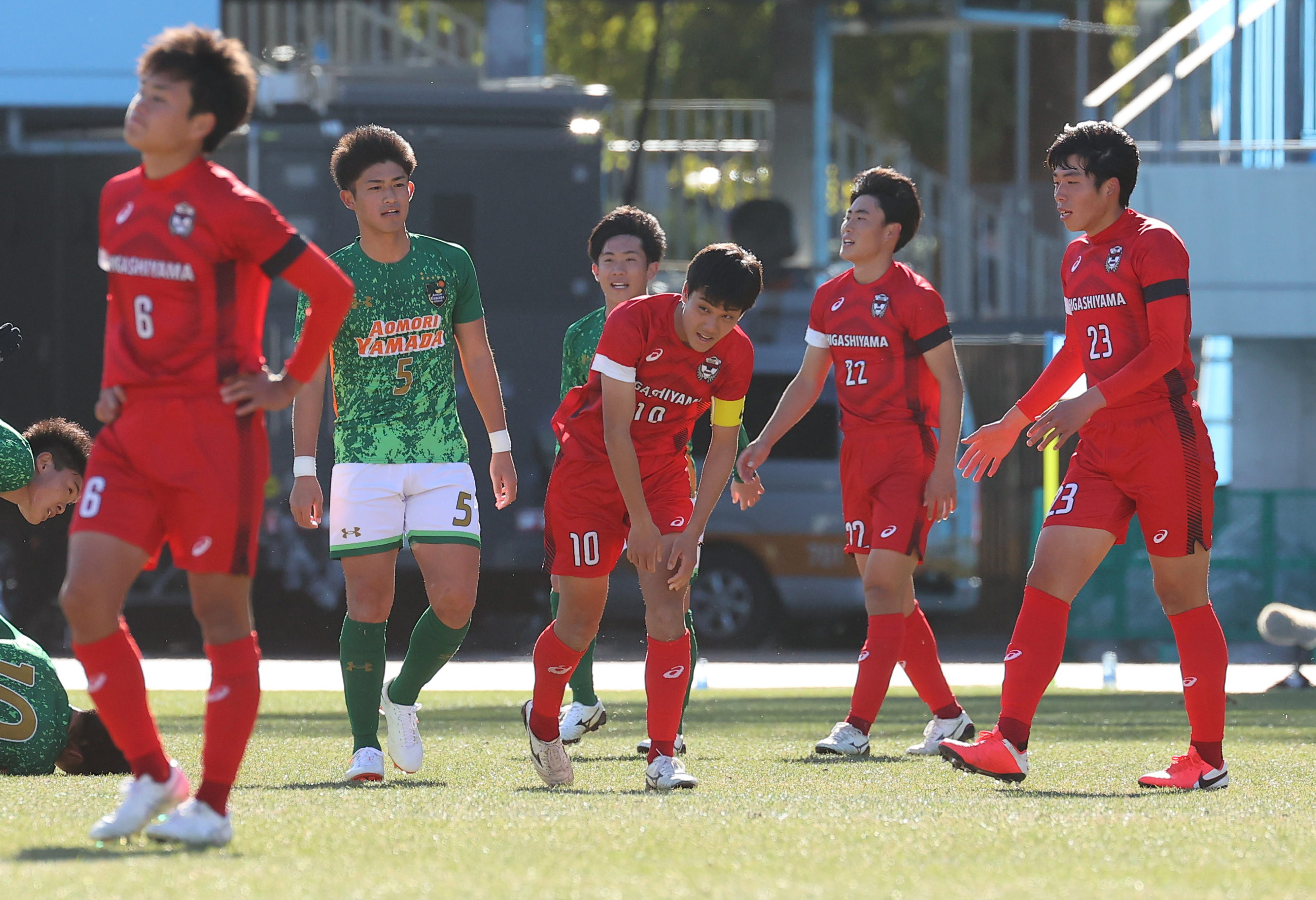 東山 雪辱果たせず敗退 木下主将 点差以上に差を感じている 高校サッカー サンスポ