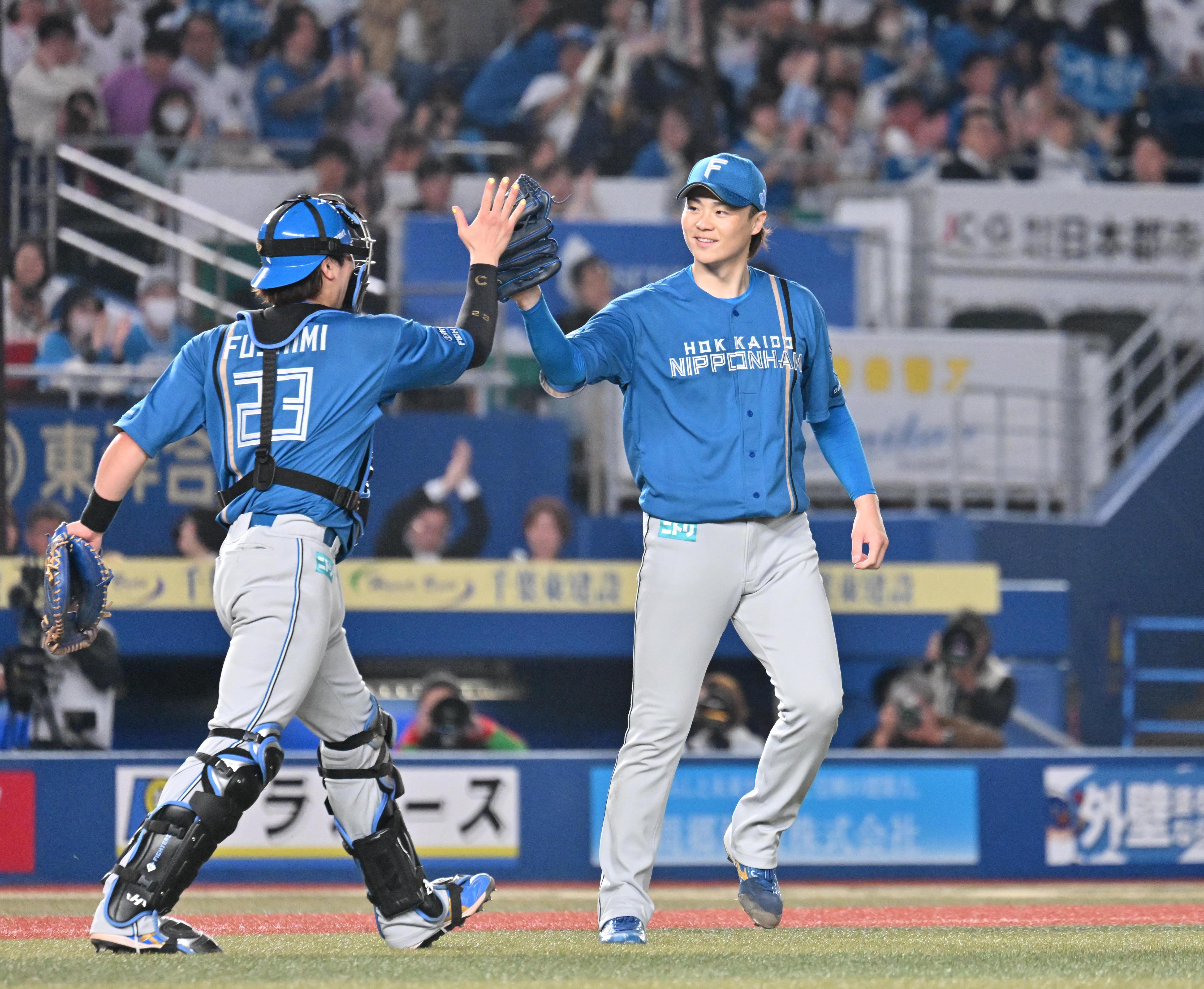 北海道日本ハムファイターズ 山崎福也 クリアファイル 3枚