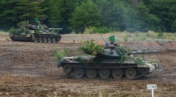 米軍実物　戦車　覗き窓　送料無料 米軍実物 戦車 覗き窓 送料無料 - メルカリ