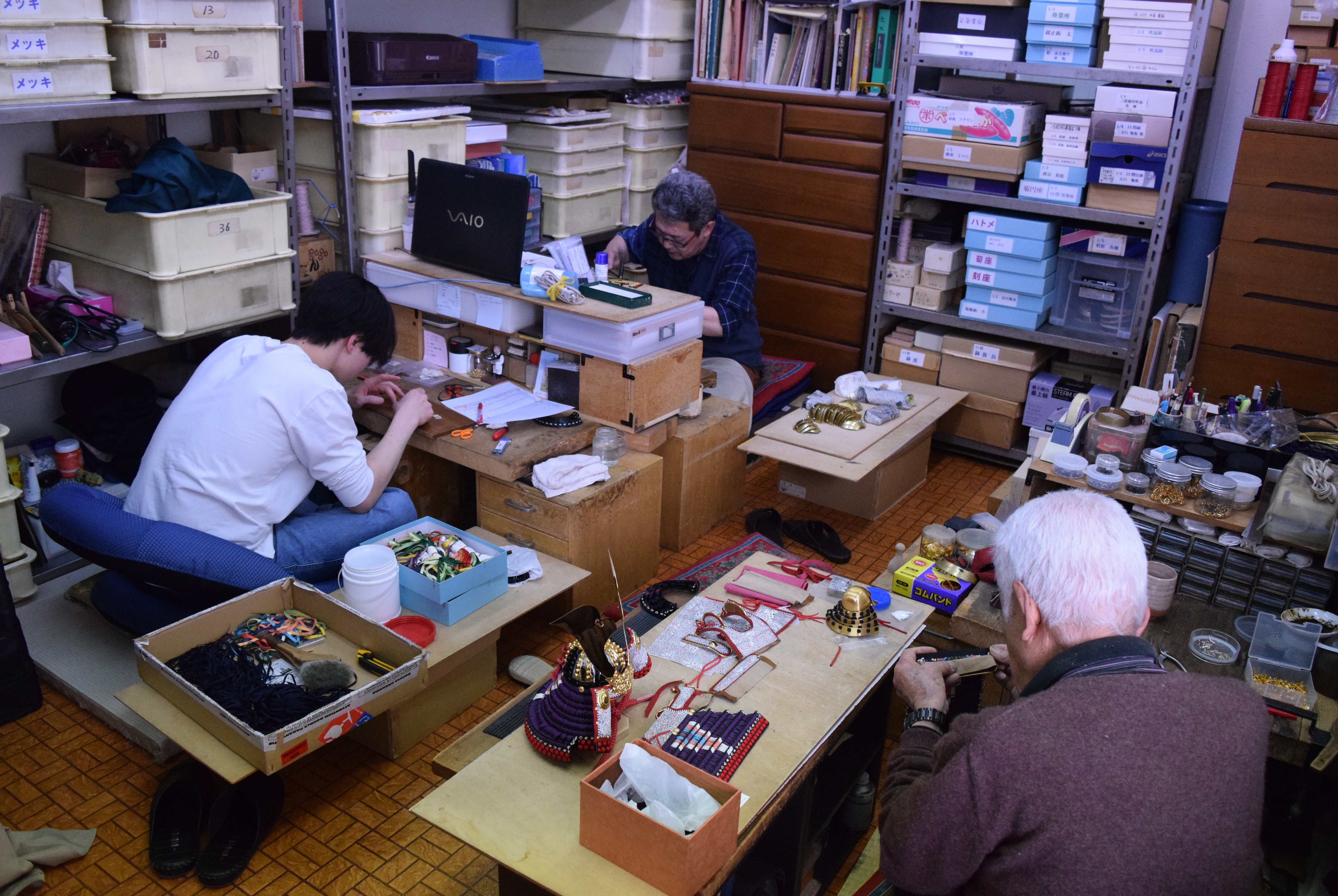 伝統工芸」残す道模索 「端午の節句」五月人形制作の甲冑士一家 - 産経