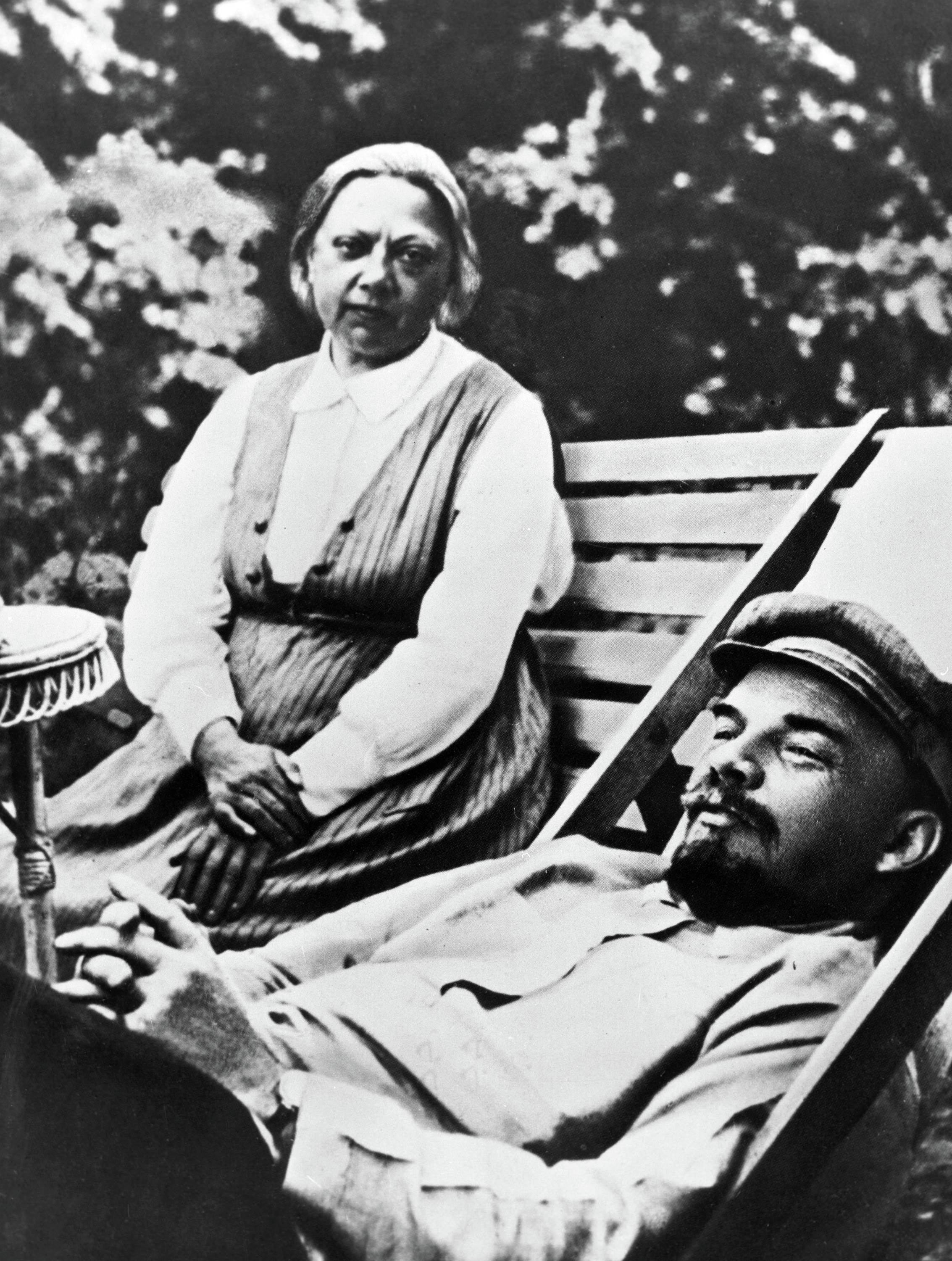 スターリンはあまりに粗野だ」レーニンは病床でも闘争、公表されなかっ