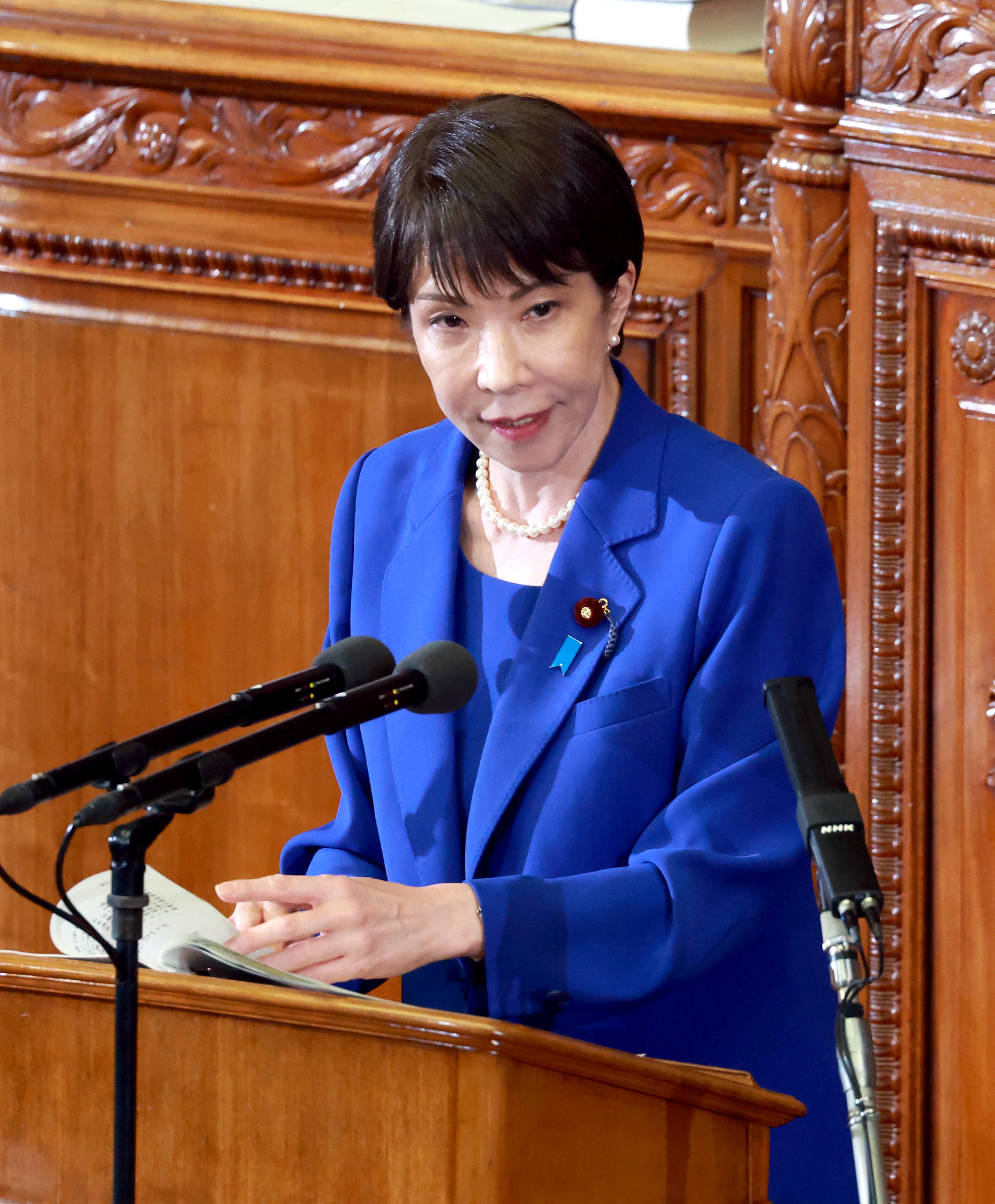 高市首相、ガソリン補助金縮小示唆「柔軟に検討」 3兆円補正予算案が