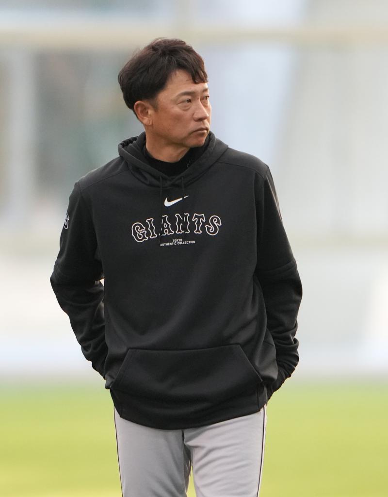 巨人・二岡智宏ヘッド兼打撃チーフコーチが退任へ - サンスポ