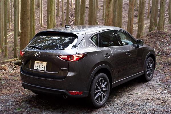 試乗インプレ 意外 曲がるのが楽しいｓｕｖ 新型マツダ ｃｘ ５は独プレミアム勢を追撃できるか 前編 5 5ページ 産経ニュース