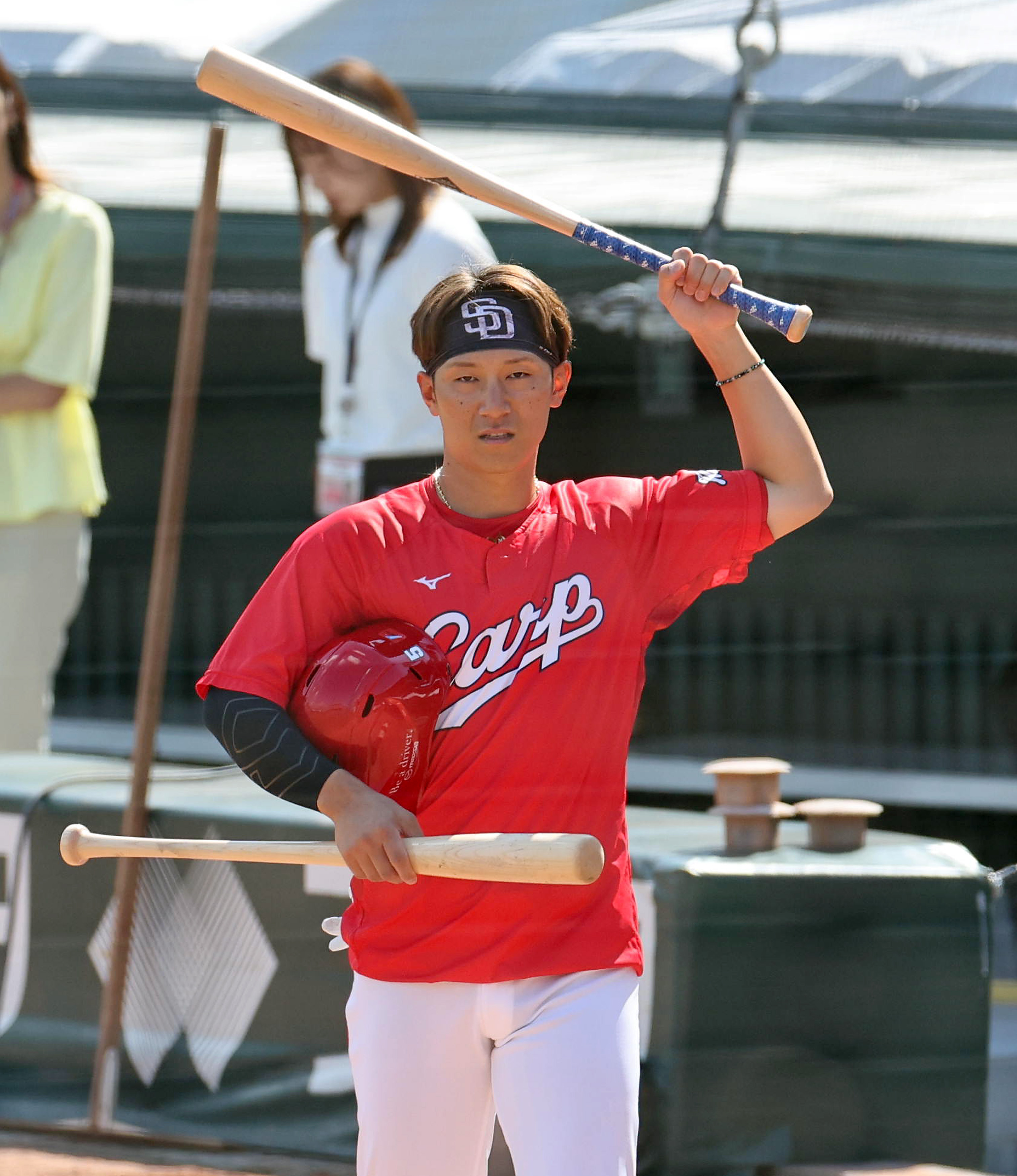 広島・西川龍馬、ＦＡ権に何も語らず