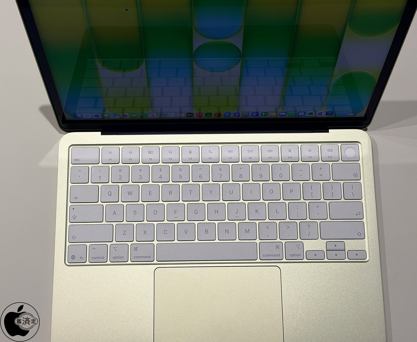 【4/1まで】MacBook neo  シルバー MacBook Neo, シルバー, 256GBを購入 - Apple（日本）