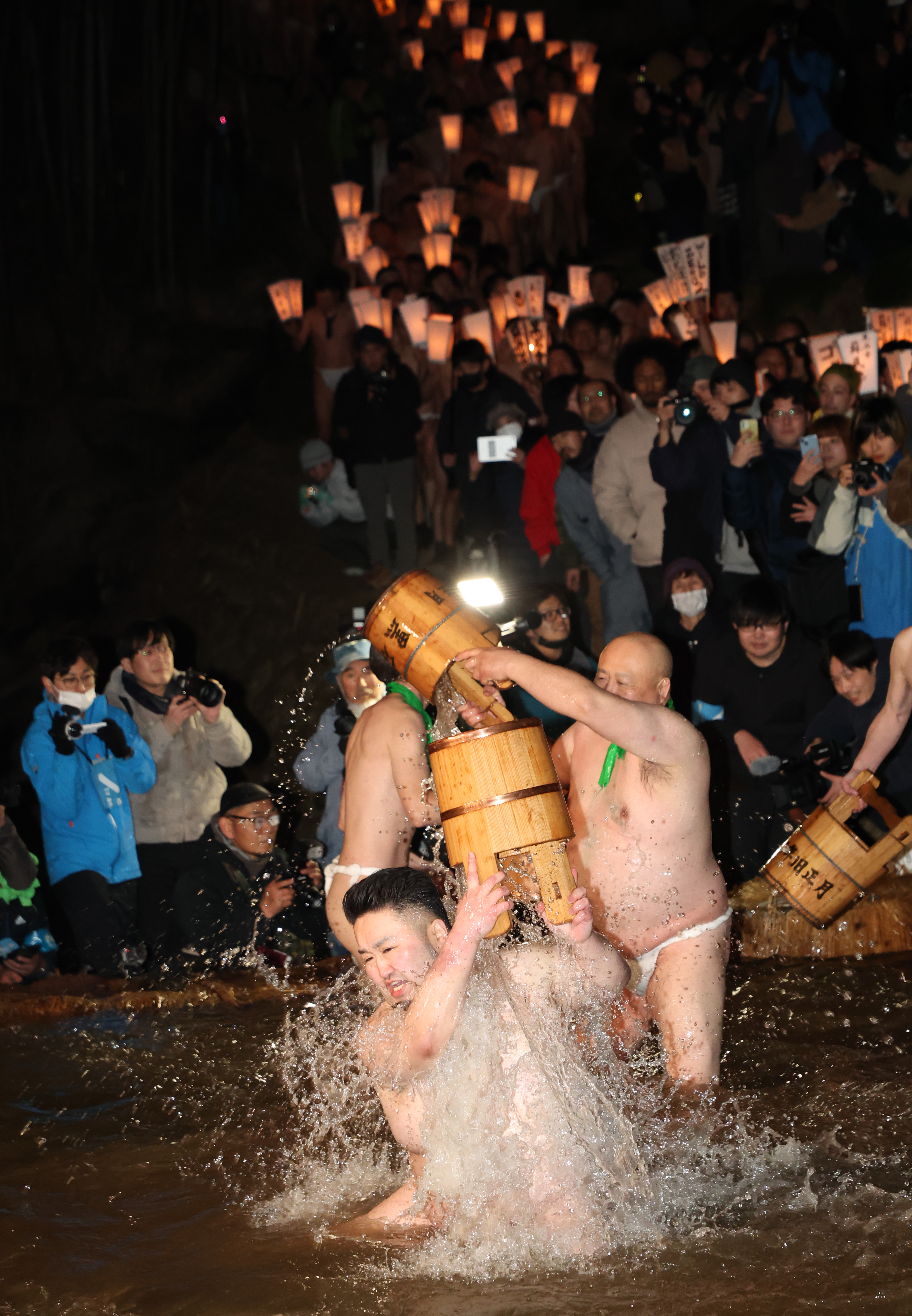 動画】最後の蘇民祭「心にぽっかり穴」 奇祭、千年以上の歴史に幕 - 産経ニュース