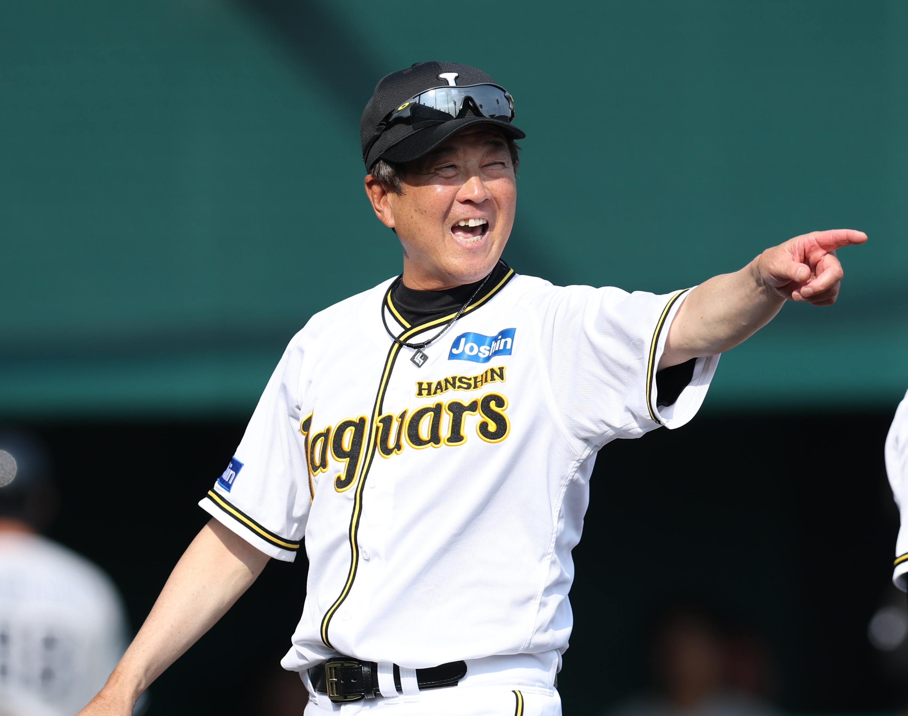 阪神タイガース　平田勝男コーチ実使用　2005年キャップ 元虎番キャップ・稲見誠の話】〝中締め発言〟で時の人となった阪神