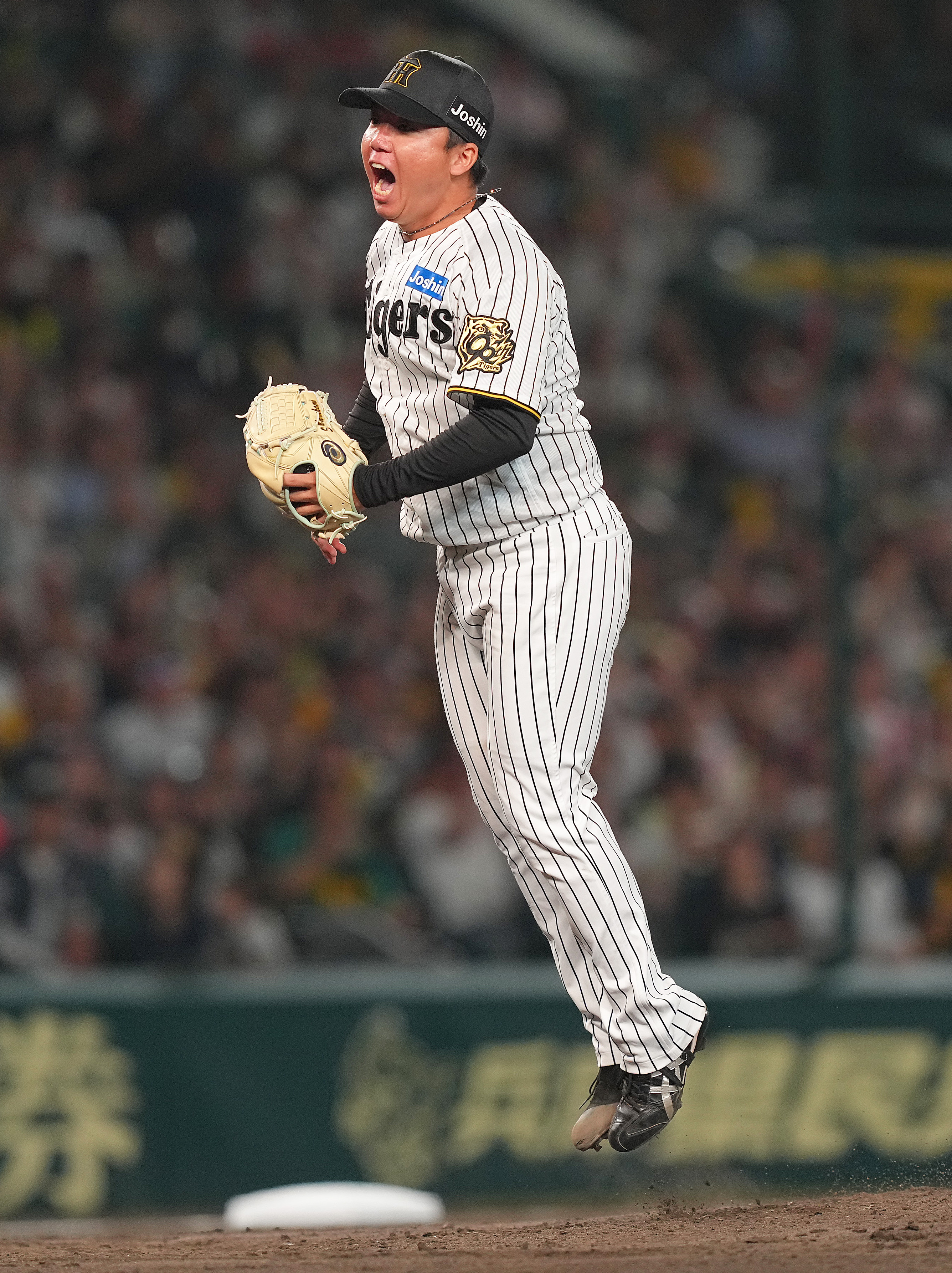 レア!! 村上頌樹 タオル 阪神タイガース 甲子園 出場記念 智辯 高校野球 レア!! 村上頌樹 タオル 阪神タイガース 甲子園 出場記念 智辯