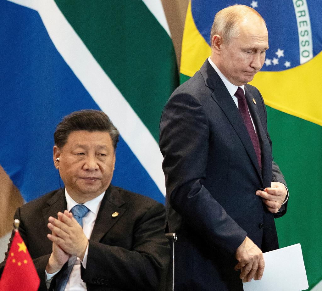 麻生派 ３年ぶり夏季研修会 外交安保テーマ イザ