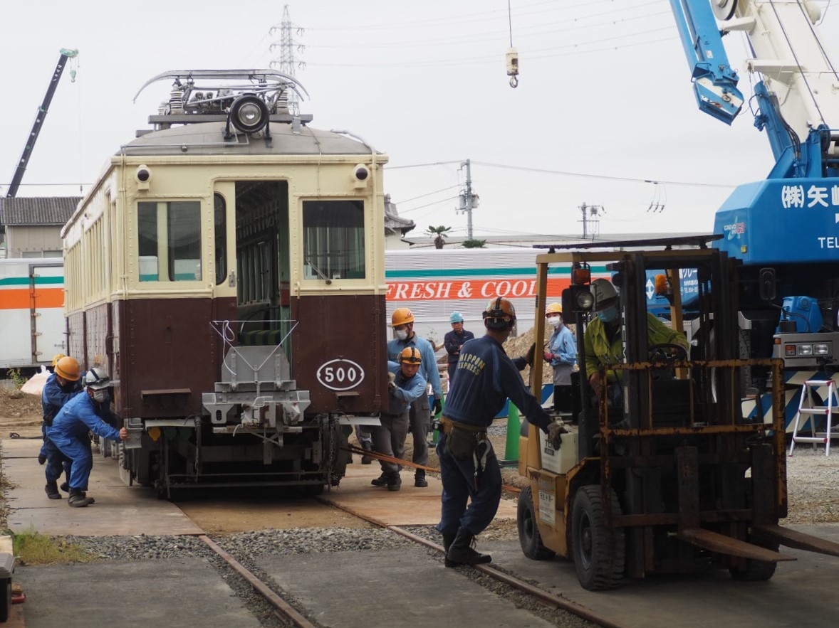 引退続くレトロ車両、500号は一般道を花道に - 産経ニュース