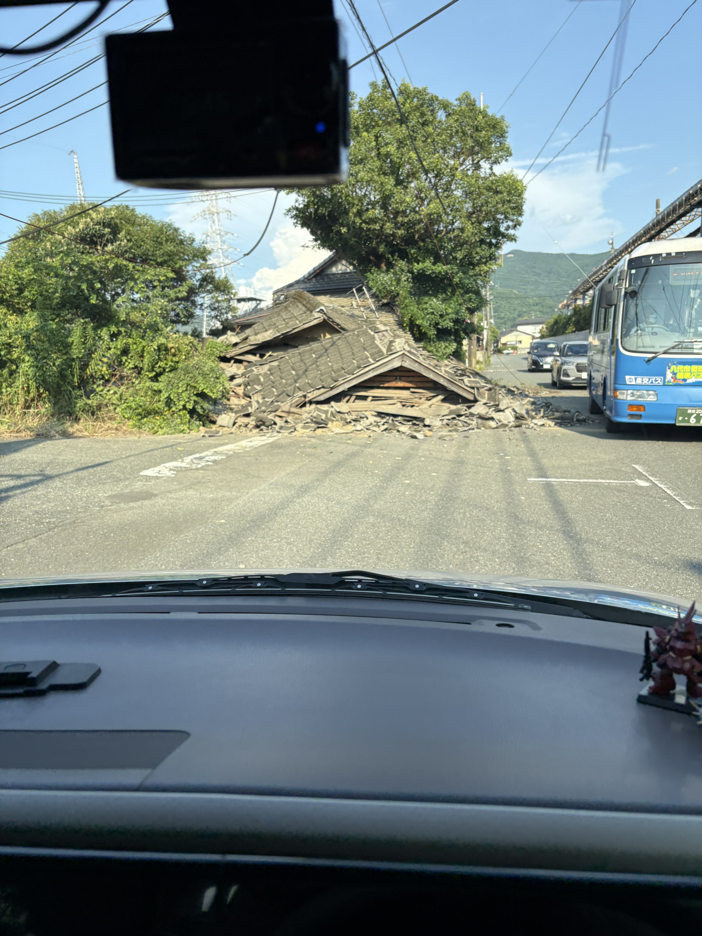 地引きしたものです。　画像にある通りです。 次女が留守番してたら…」 熊本市内の主婦、たんす倒れるも下敷き免れる