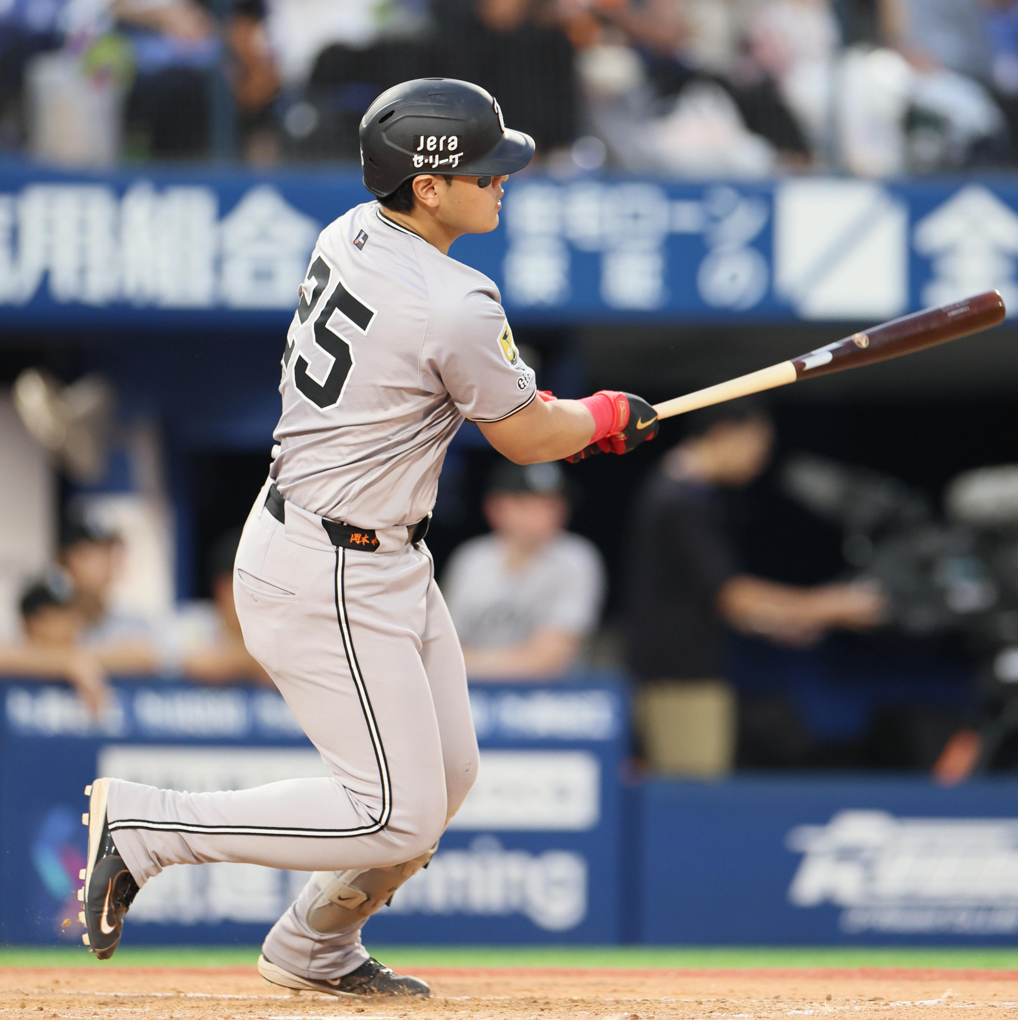 巨人・岡本、ヤンキースなどメジャースカウト6球団の前で4安打3打点