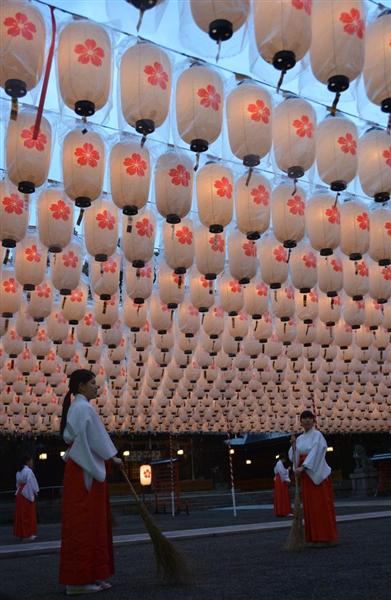 姫路護国神社で「新年万燈祭」試験点灯 - 産経ニュース