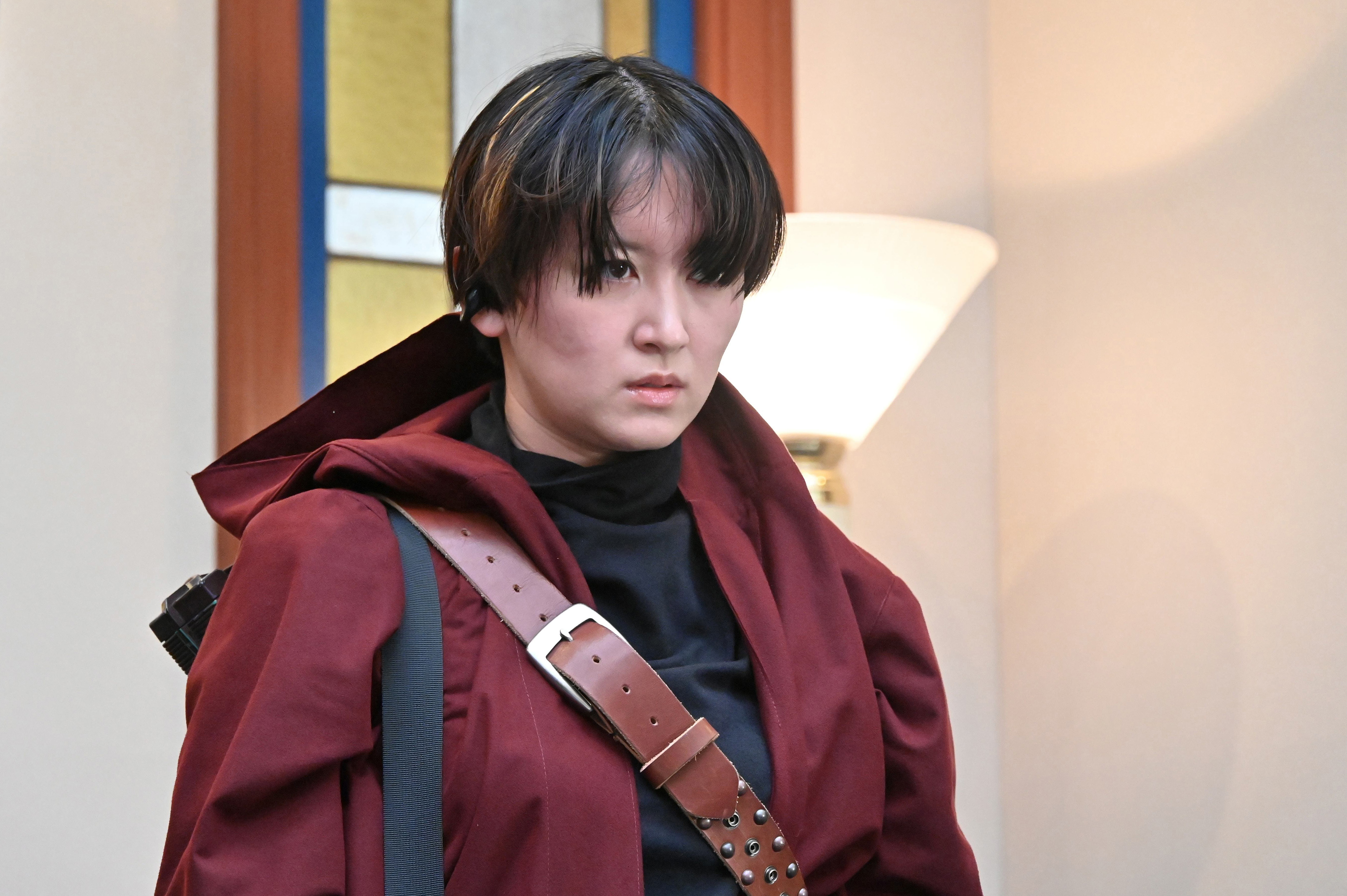 新空港占拠コスプレ 新空港占拠』初回 武装集団の1人が素顔公開 まさかの正体にネット驚き