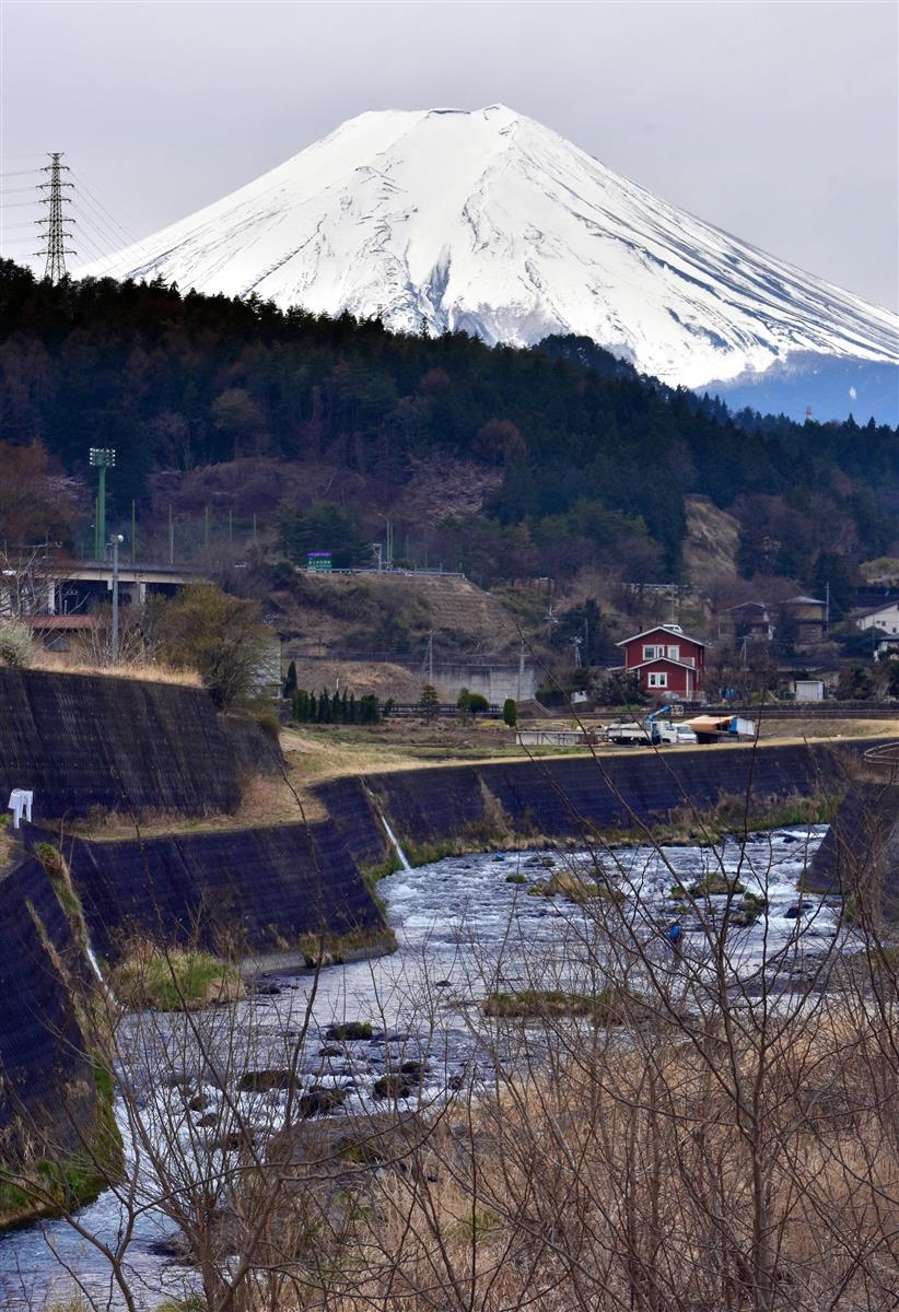 溶岩流 富士山が見えない地域 にも 噴火想定 山梨 桂川を下る 産経ニュース