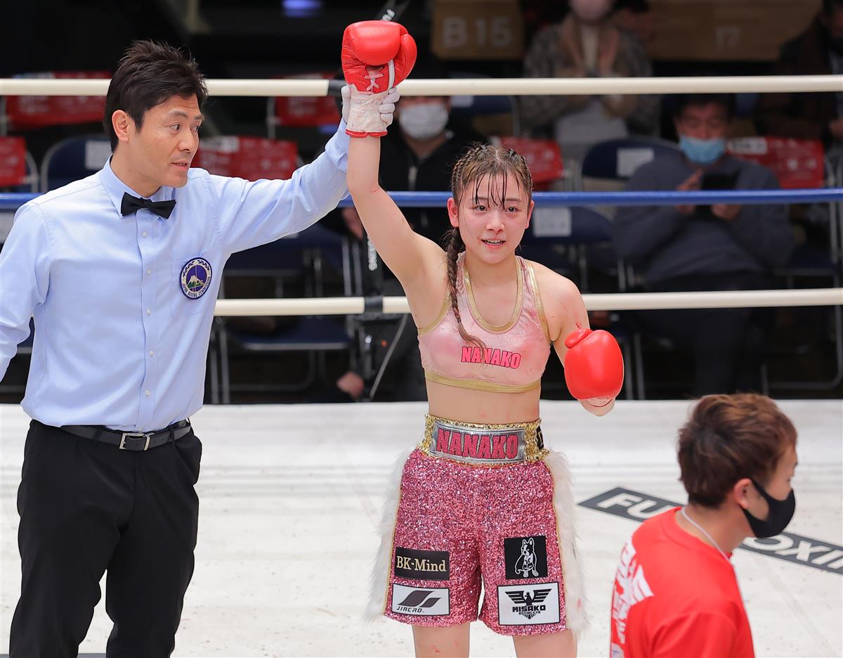 現役女子大生プロボクサーの鈴木なな子 初の６回戦で判定勝ち サンスポ
