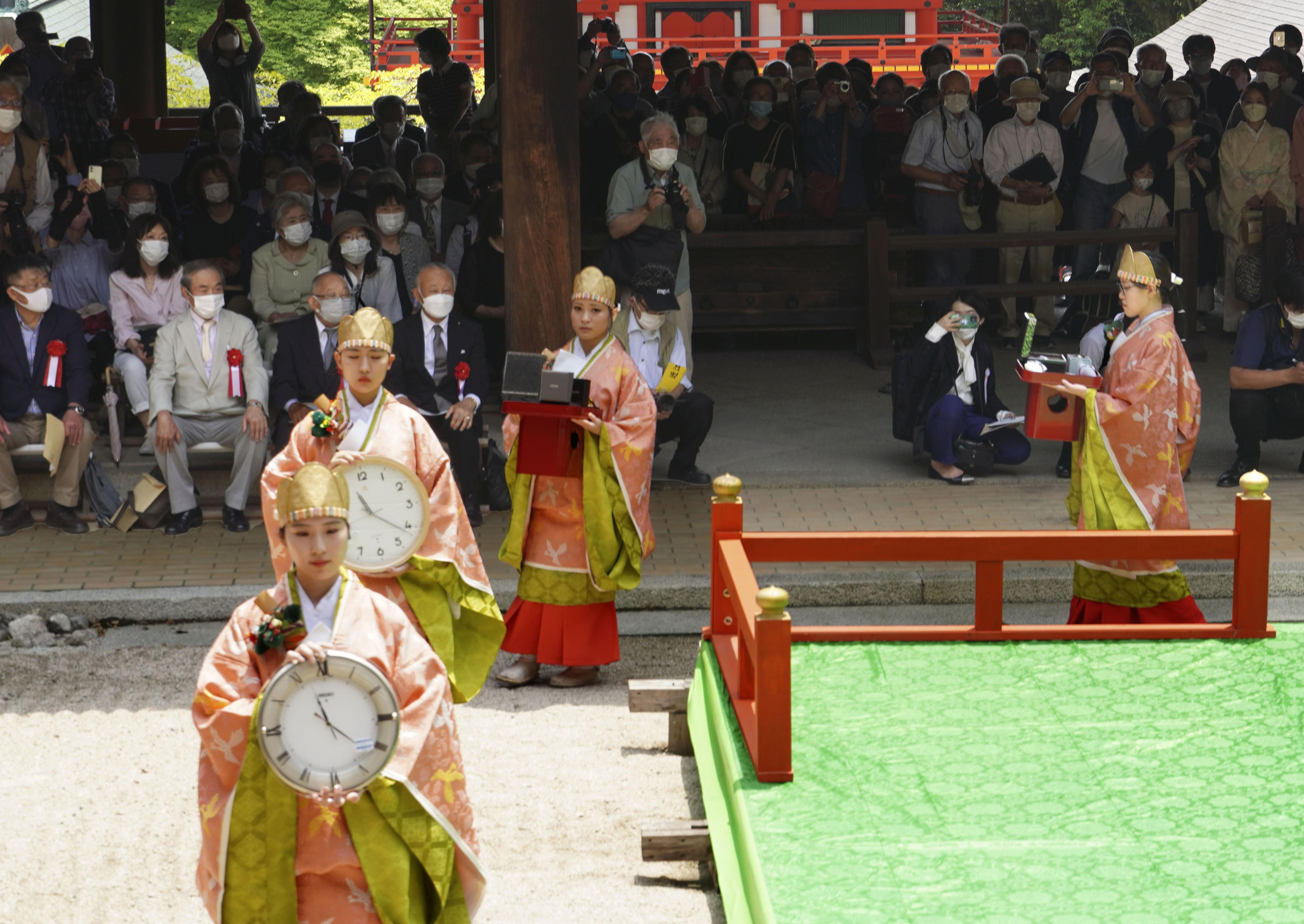 国境に関係なく平等に生きる」 近江神宮で漏刻祭 - 産経ニュース
