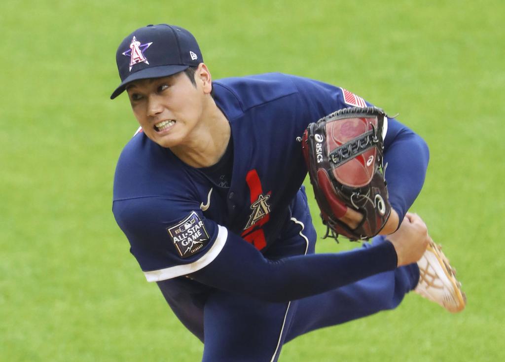 【PSA10】大谷翔平　オールスター選出　二刀流出場 大谷翔平選手オールスターゲーム史上初！二刀流出場記念カード(PSA10