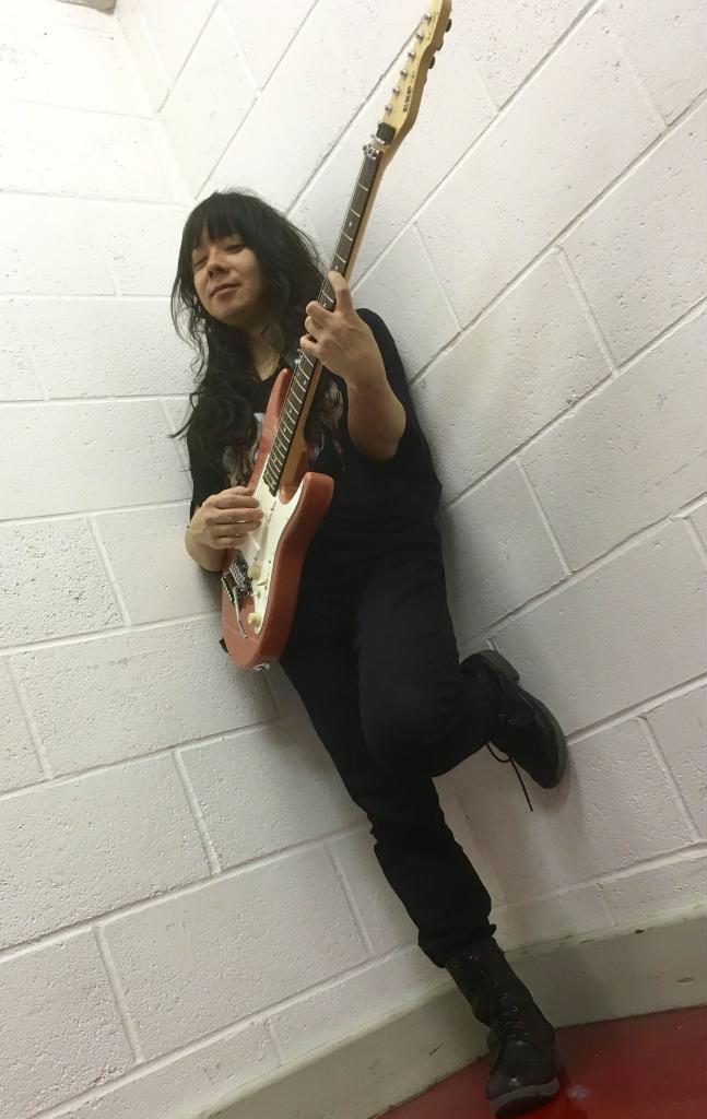 ３６歳で早世 南あわじ出身のロックギタリスト 藤岡さんに幸せな生誕祭を 産経ニュース