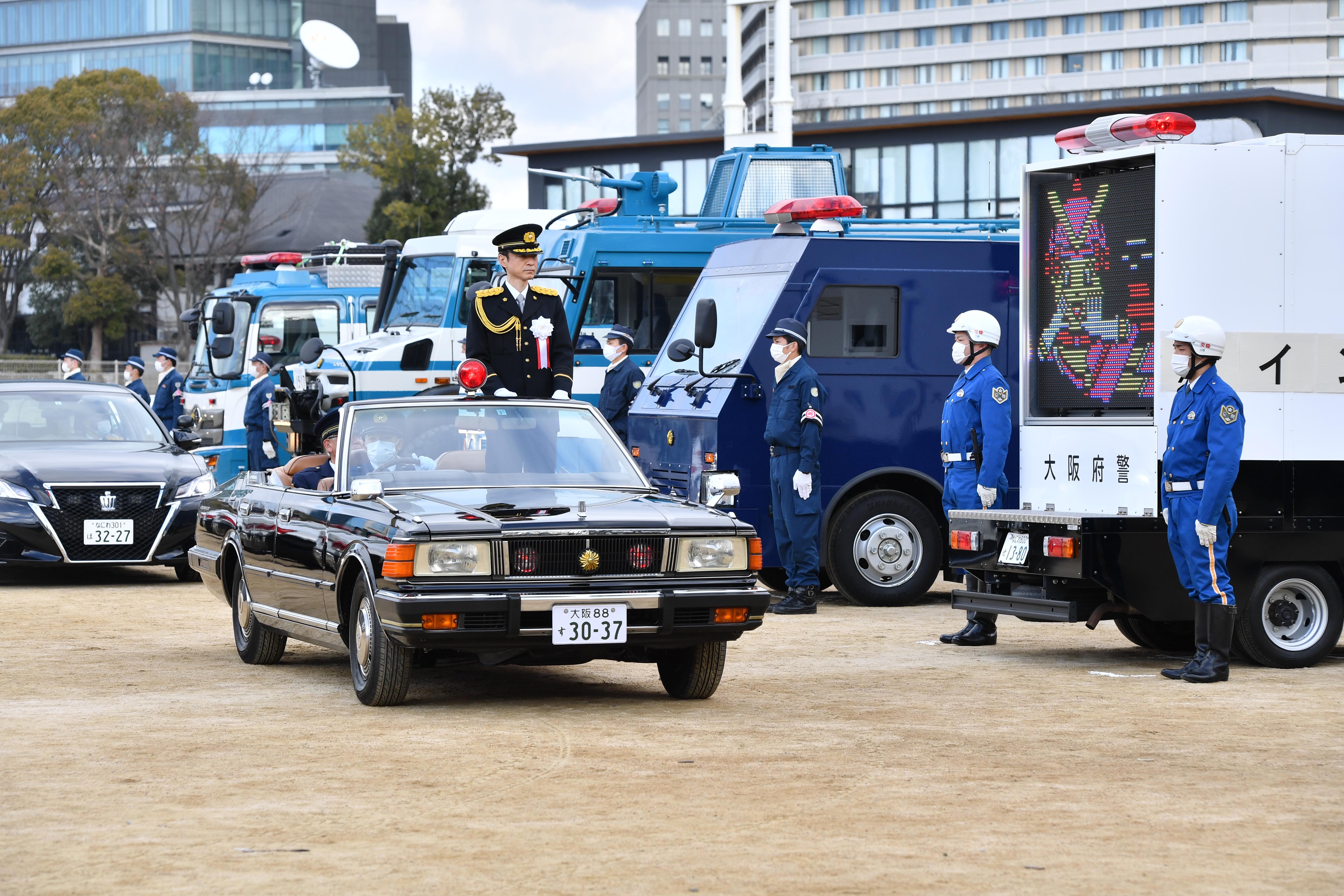 大阪府警が2年ぶり年頭視閲式 コロナで規模縮小 - 産経ニュース