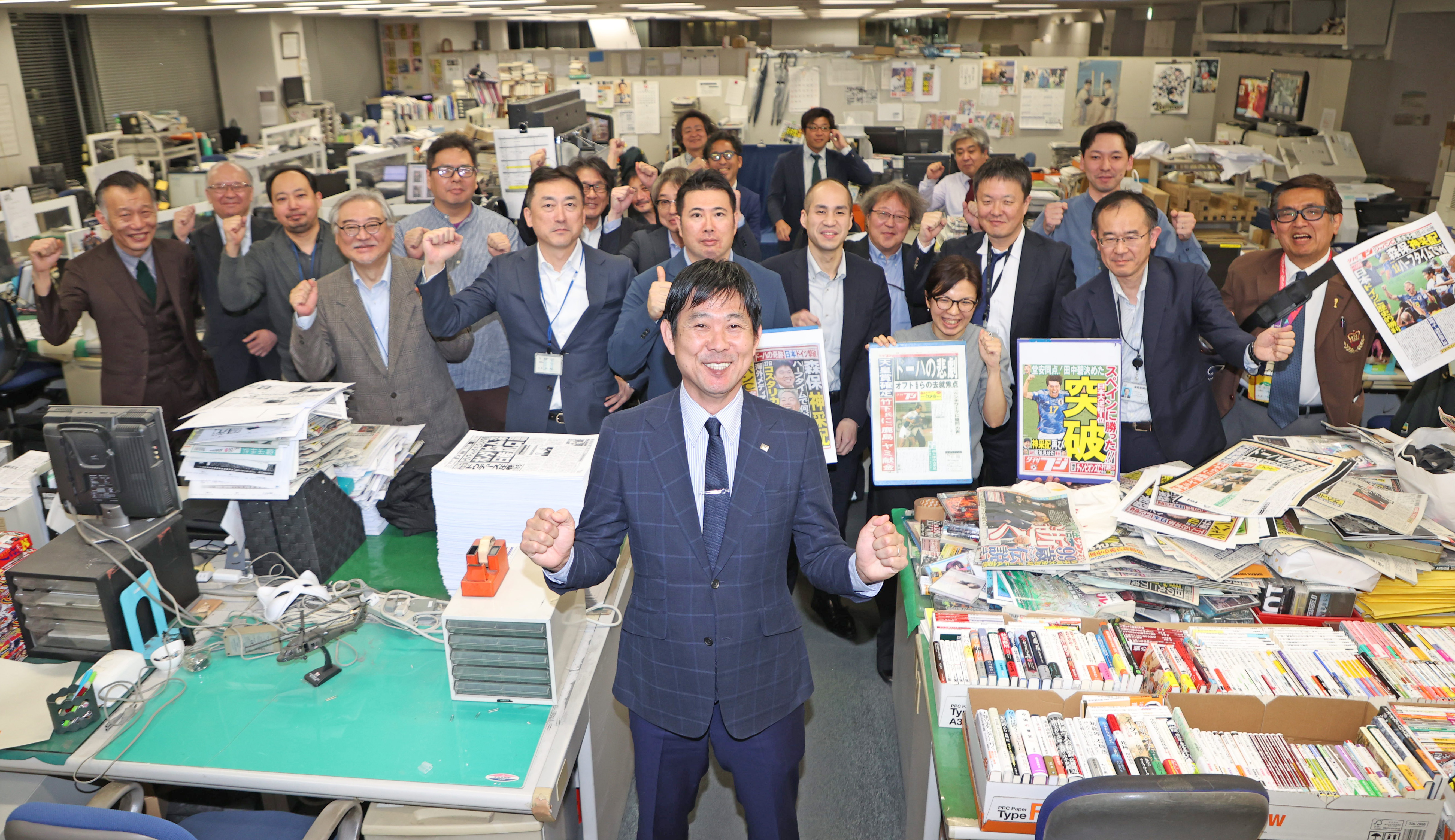 ドーハの悲劇」最初に使った新聞 W杯優勝インタビューは夕刊フジ復活号