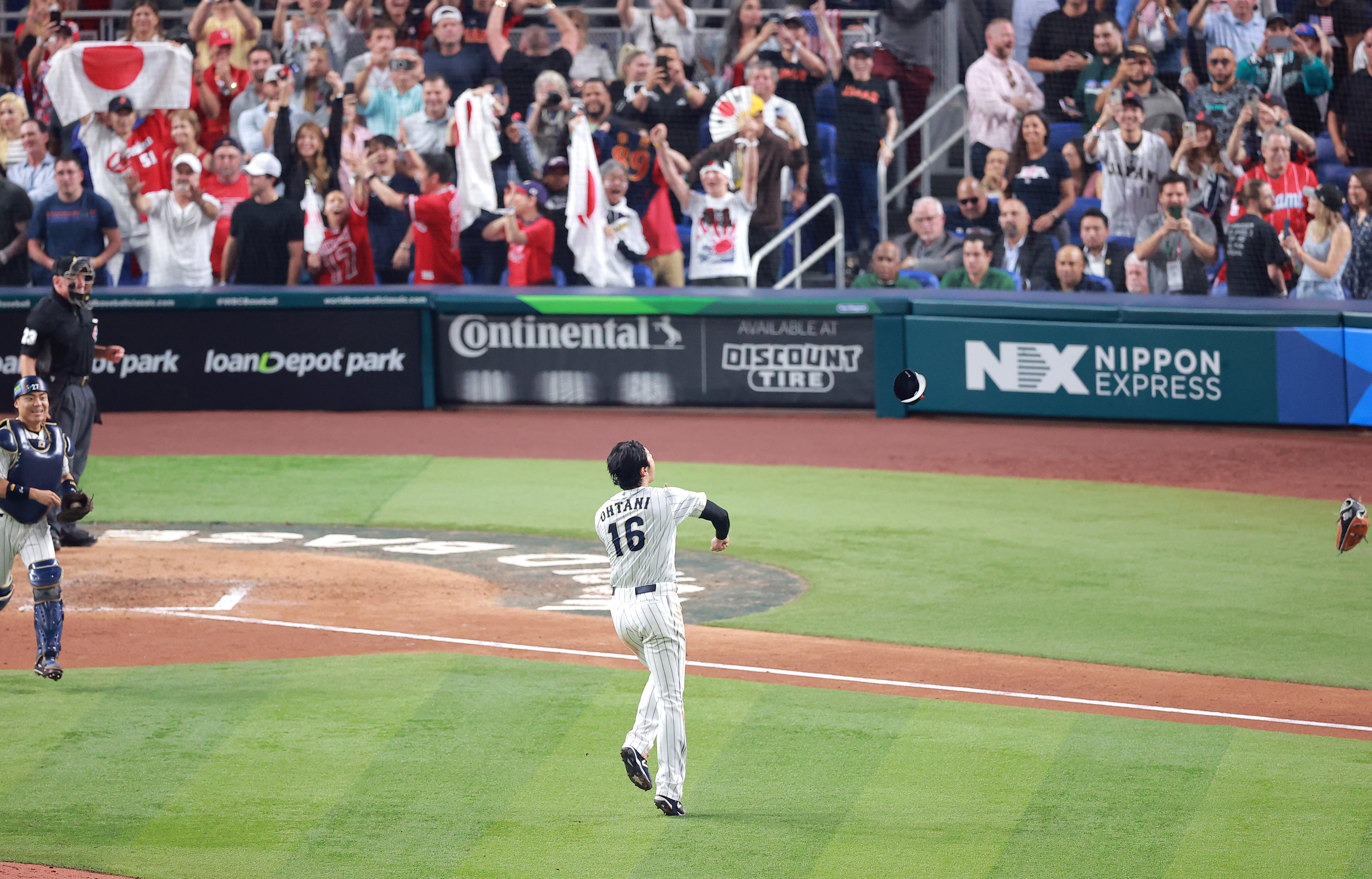 フォト】大谷が投げた帽子、歴史の収蔵品に - 産経ニュース