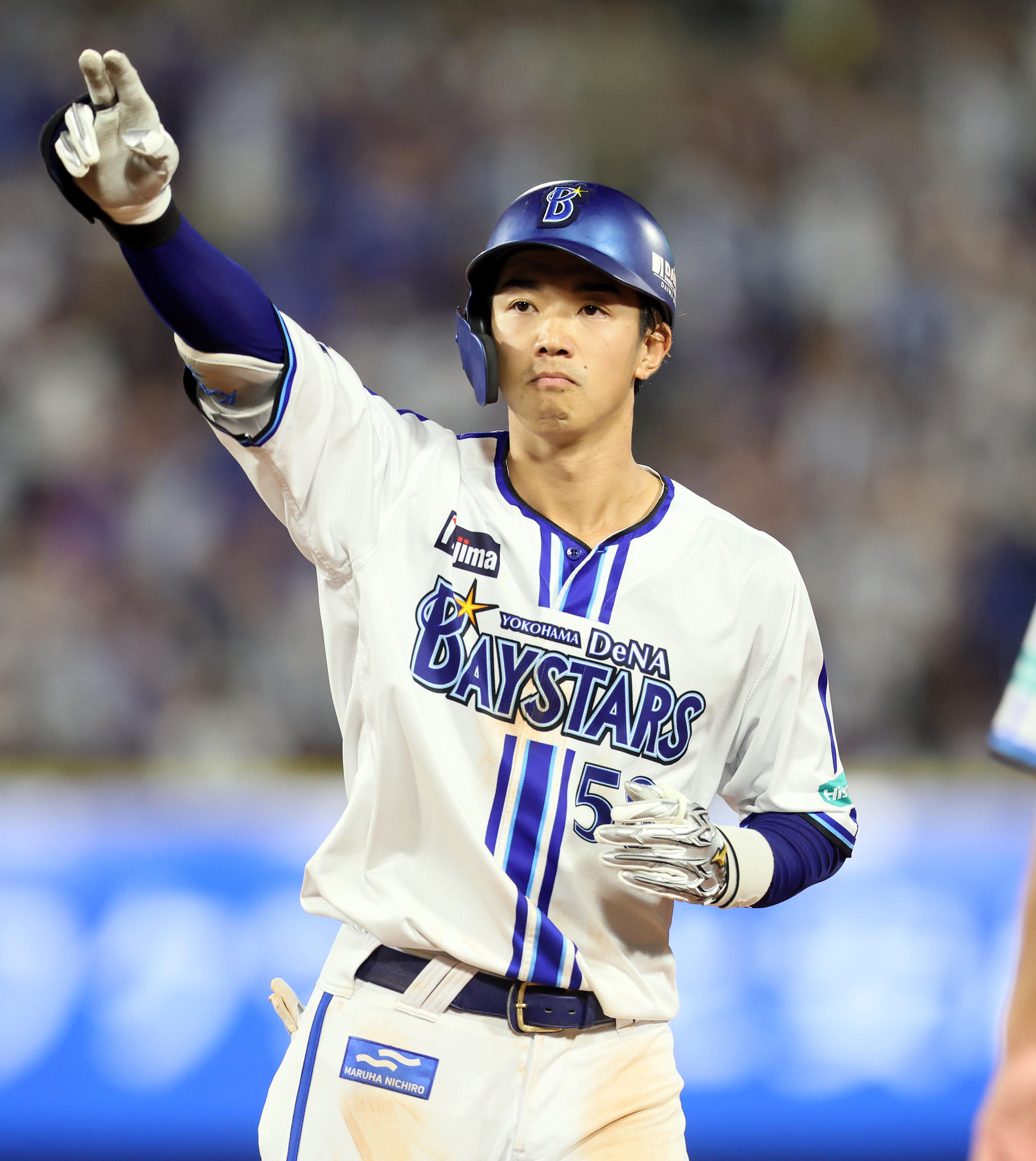 横浜DeNAベイスターズ ユニフォーム 58番直筆サイン梶原選手新品 横浜DeNAベイスターズ 梶原昂希選手 2024年スタメン直筆サイン