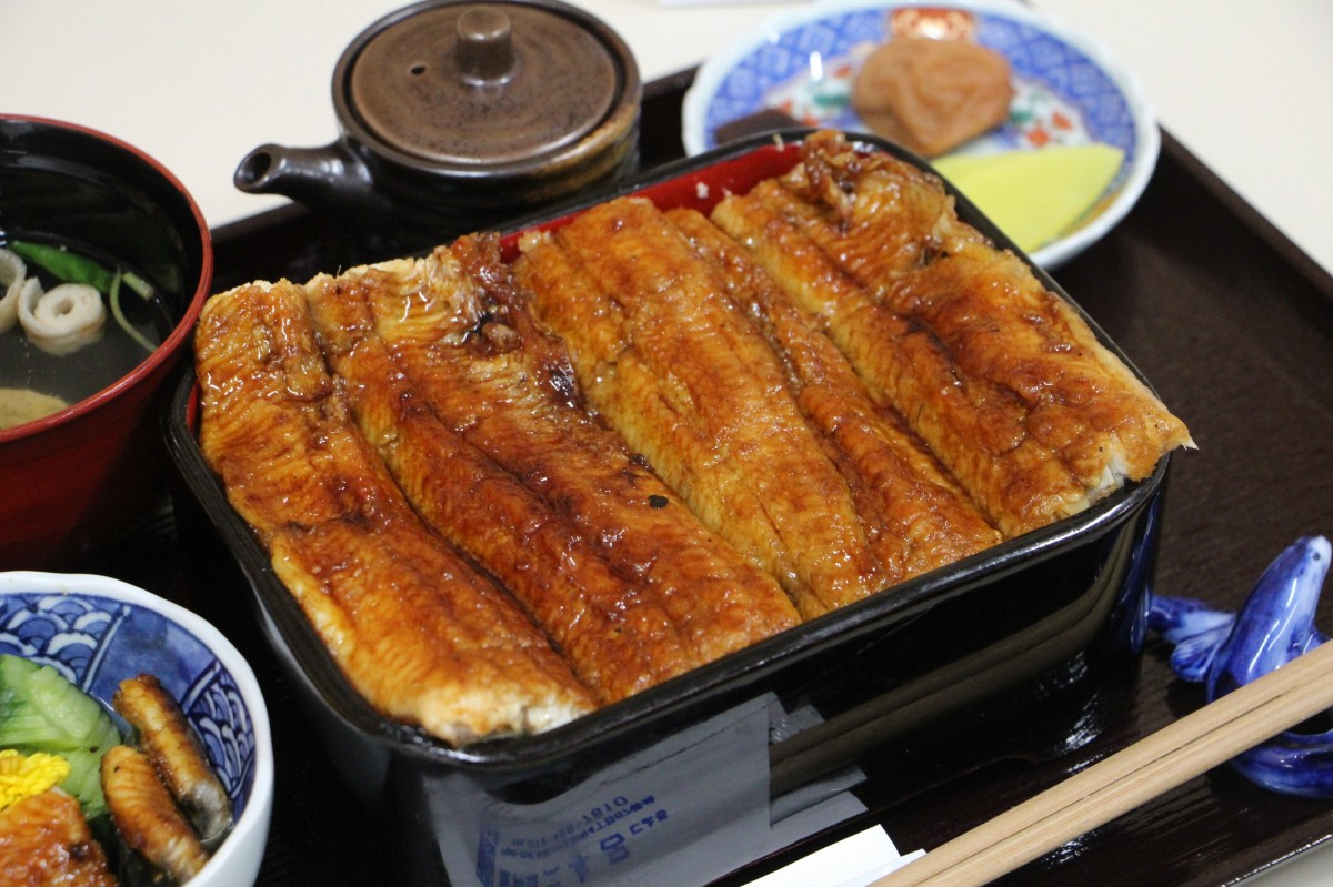 藤井聡太竜王の昼食は「厚切り牛タンシチュー」 佐々木勇気八段は「勝