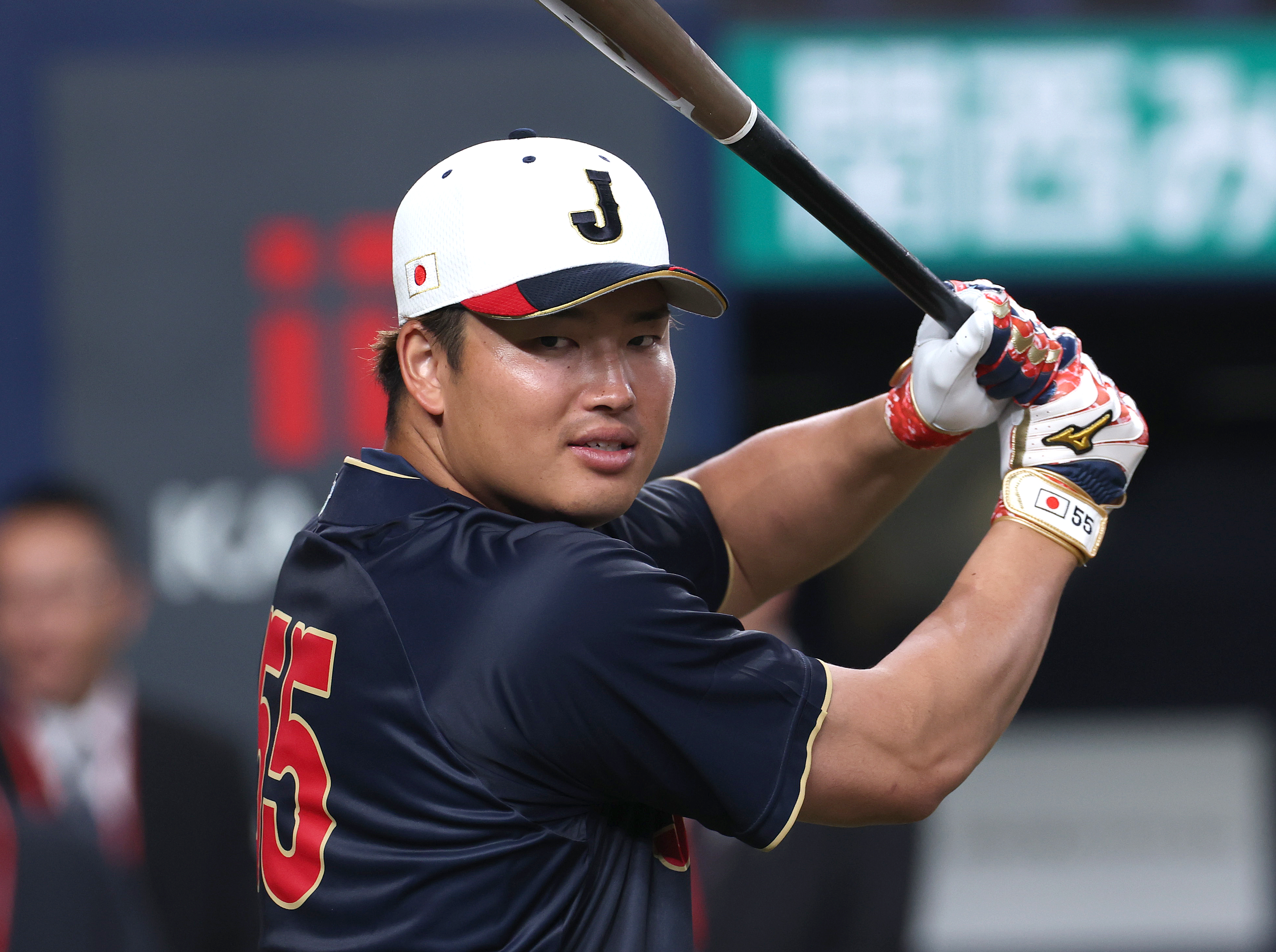 侍ジャパンに合流の村上宗隆が大会2連覇へ気合 「できれば毎打席