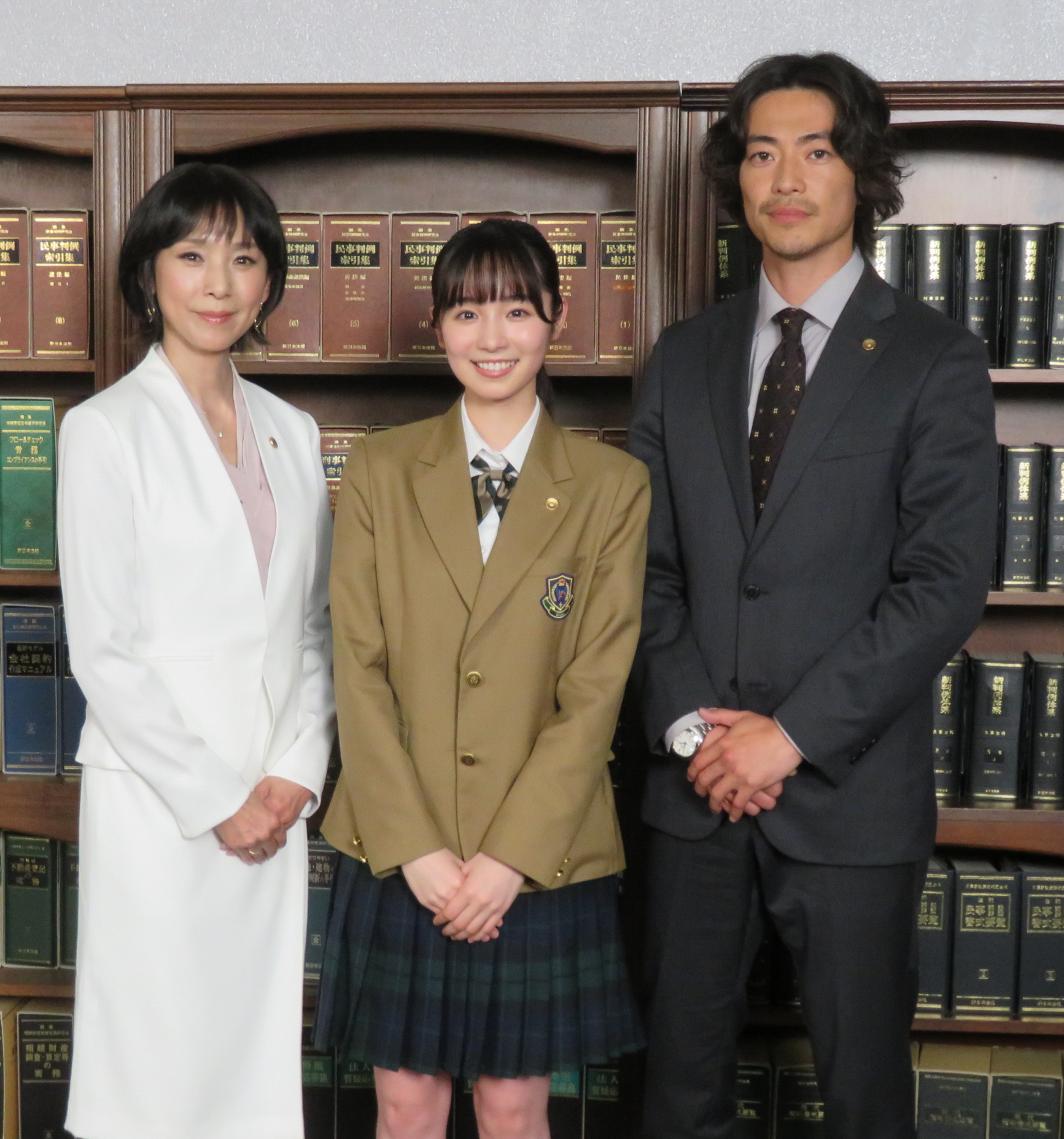 幸澤沙良「せりふ覚えの天才になりたい」 テレ朝系連ドラ１９日スタート『ＪＫと六法全書』で女子高生弁護士役挑戦、黒木瞳が絶賛「天才肌」（1/2ページ）  - サンスポ