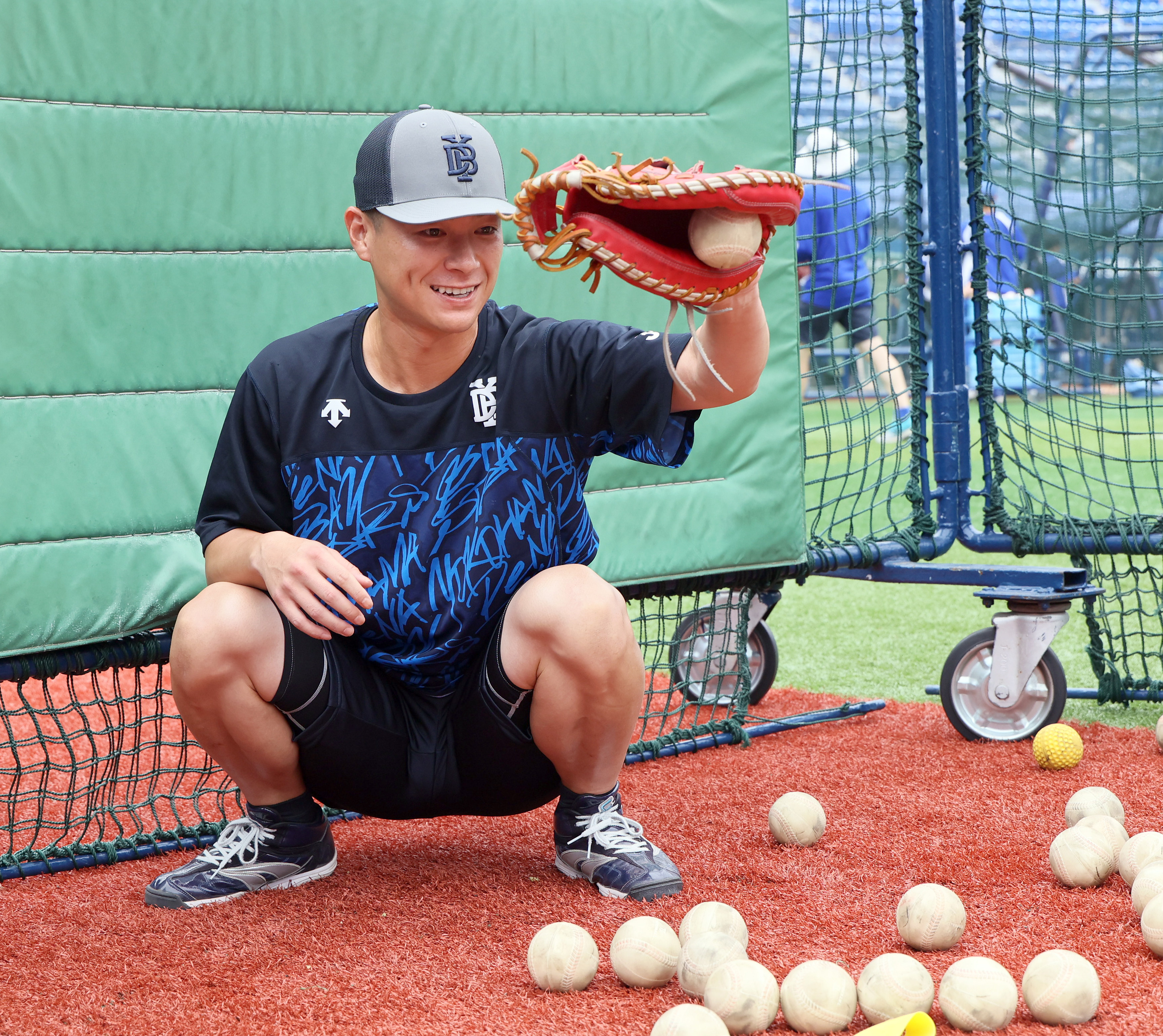 DeNA写真ギャラリー】4連勝で2位浮上 石上泰輝がマー君撃ち決勝タイム