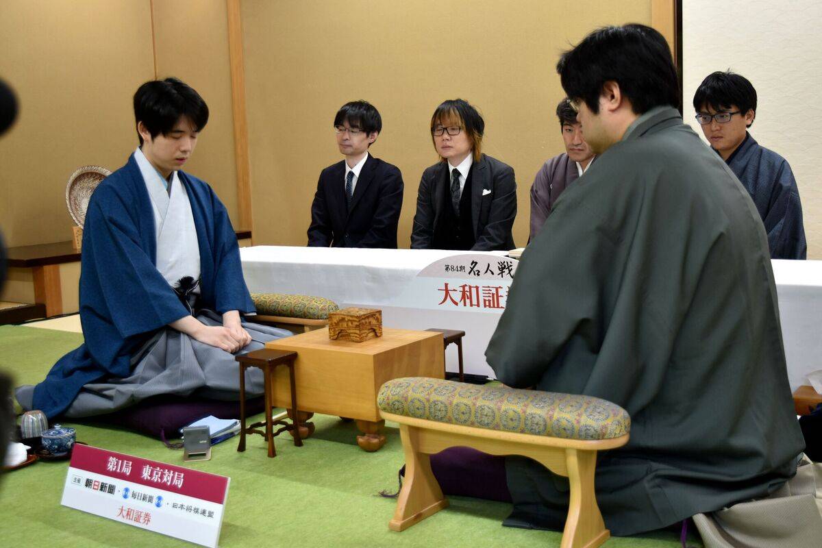 藤井聡太名人が先勝、糸谷哲郎八段との名人戦第1局／将棋 - サンスポ