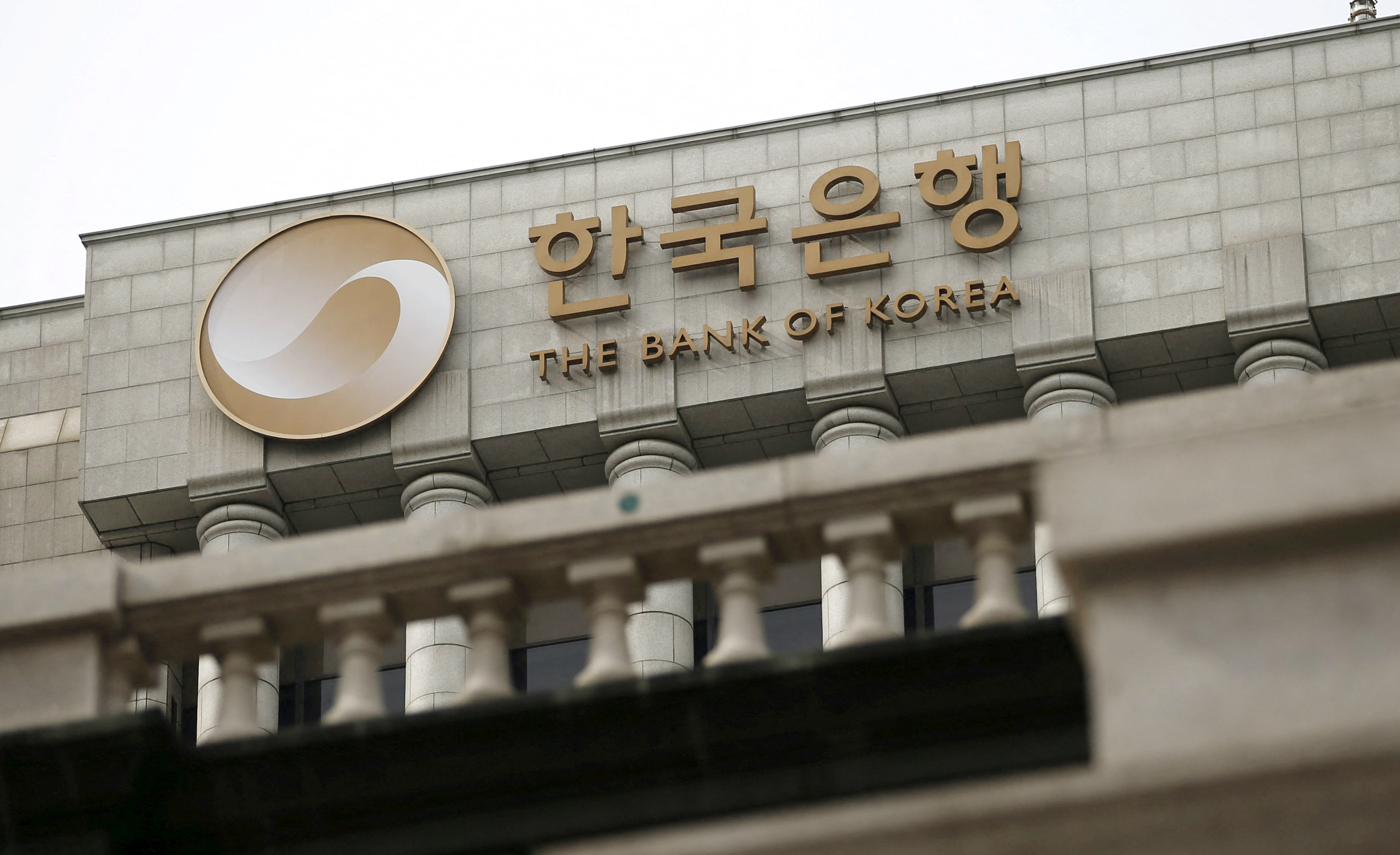 日韓スワップ協定を８年１０カ月ぶりに再開 関係悪化で２０１５年に失効 - 産経ニュース