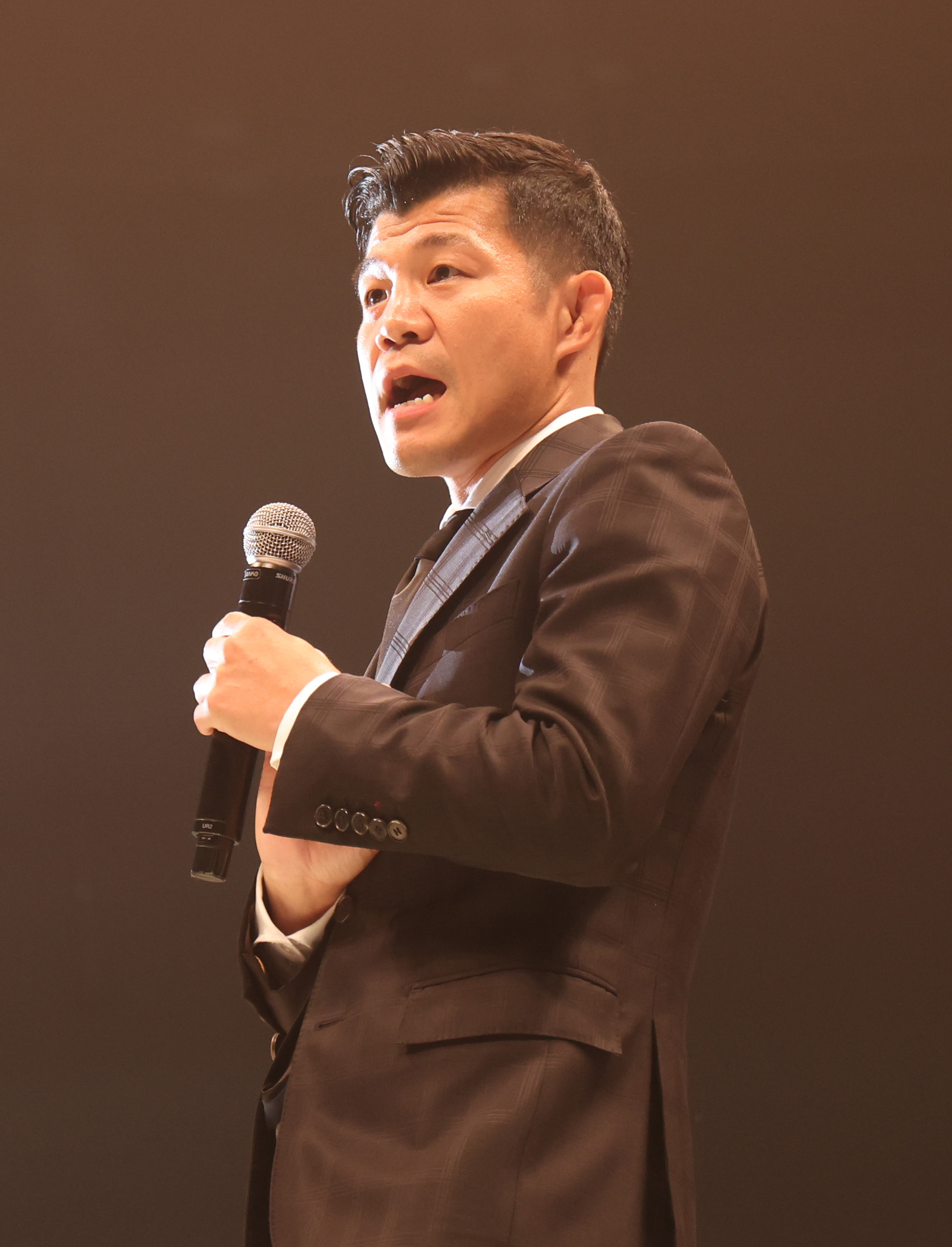 ボクシング】亀田興毅氏「突如復活した3150FIGHTのこれからですが