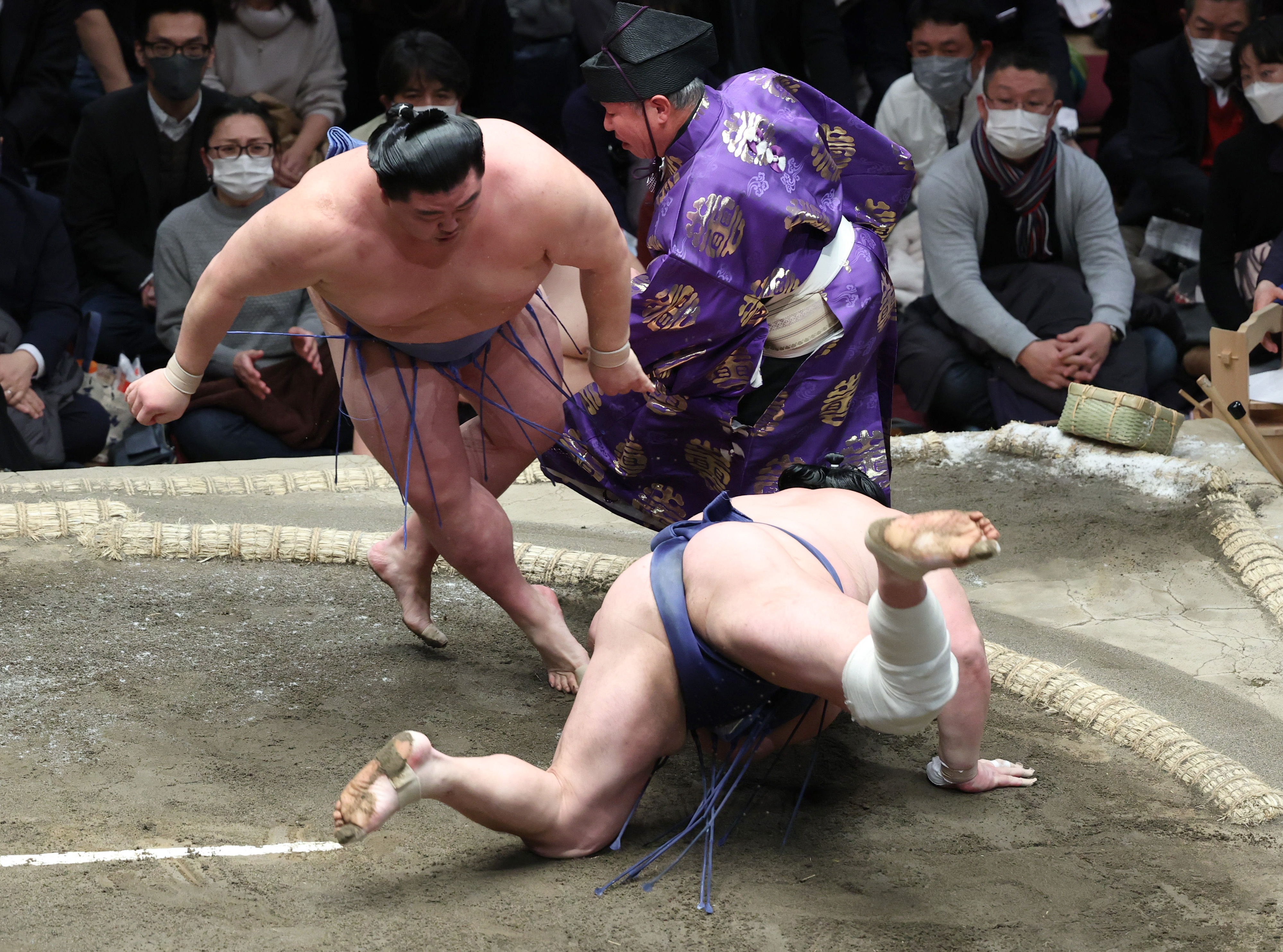 大相撲　正代関　くまモン　反物　一反 大相撲 正代関 くまモン 反物 一反 - メルカリ