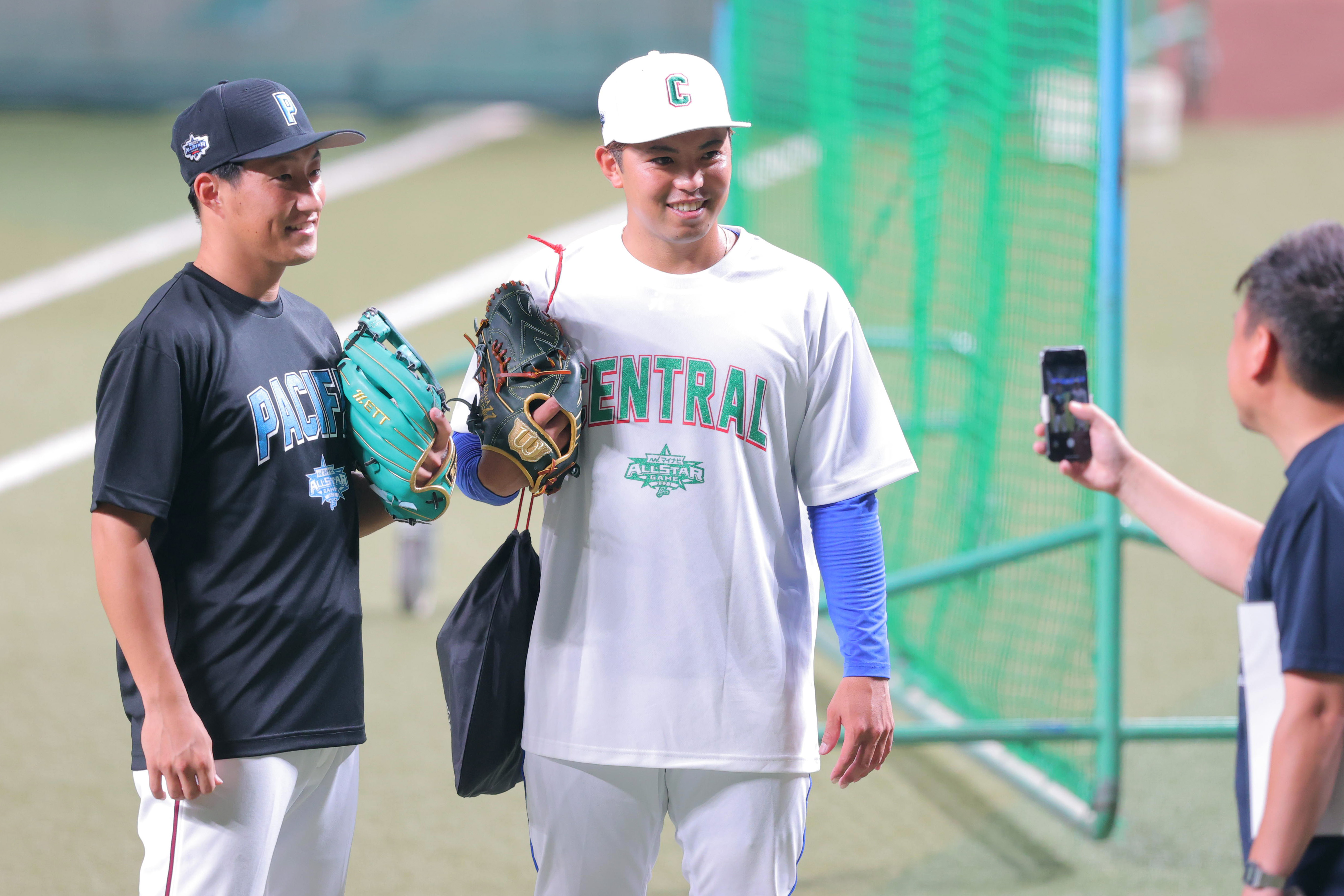 2018年マイナビオールスタープロ野球 ベイスターズ東選手サイン