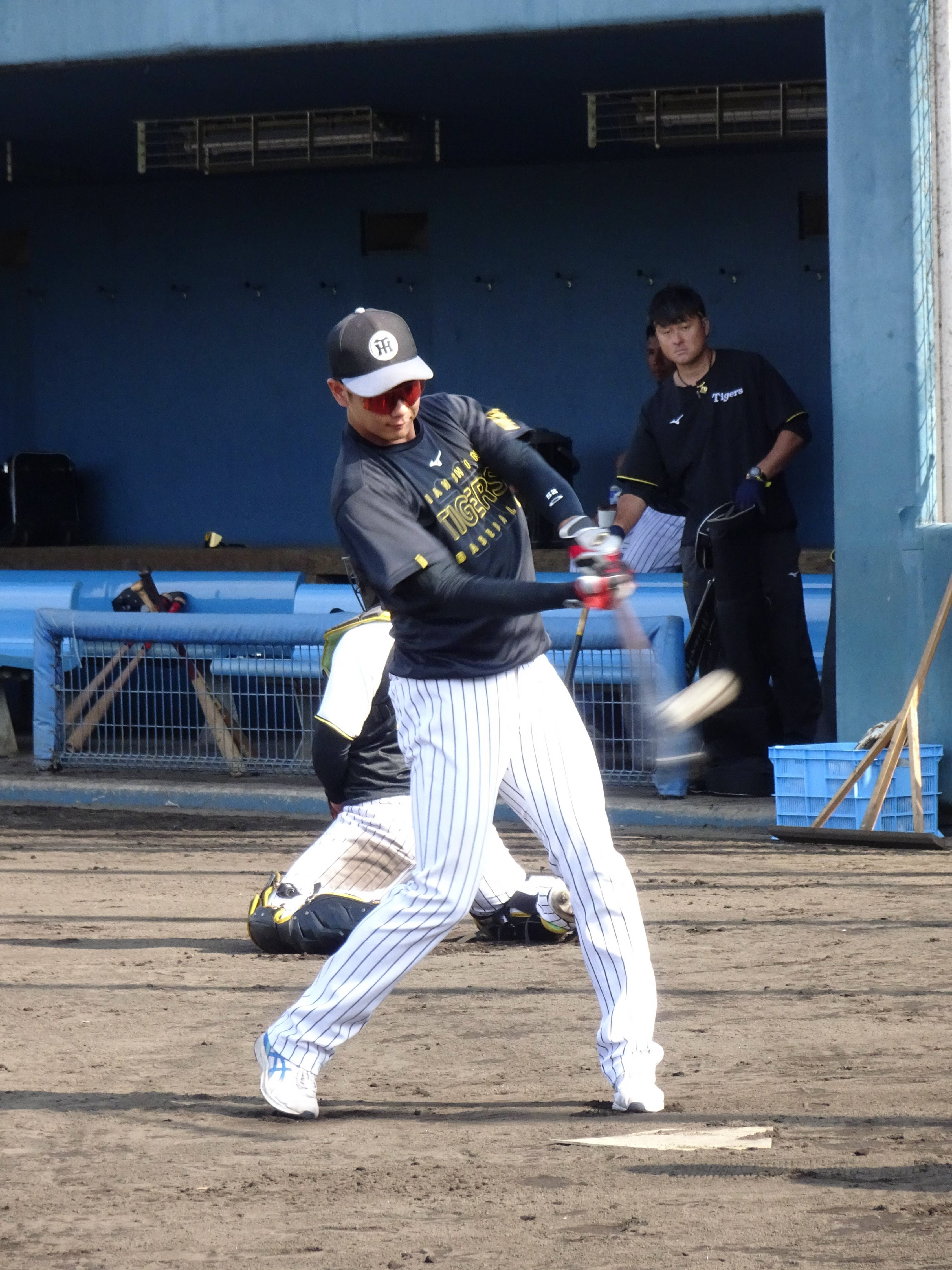 スタメン発表】阪神は特別ルールで野手8人制 前日に右目に打球が当たっ