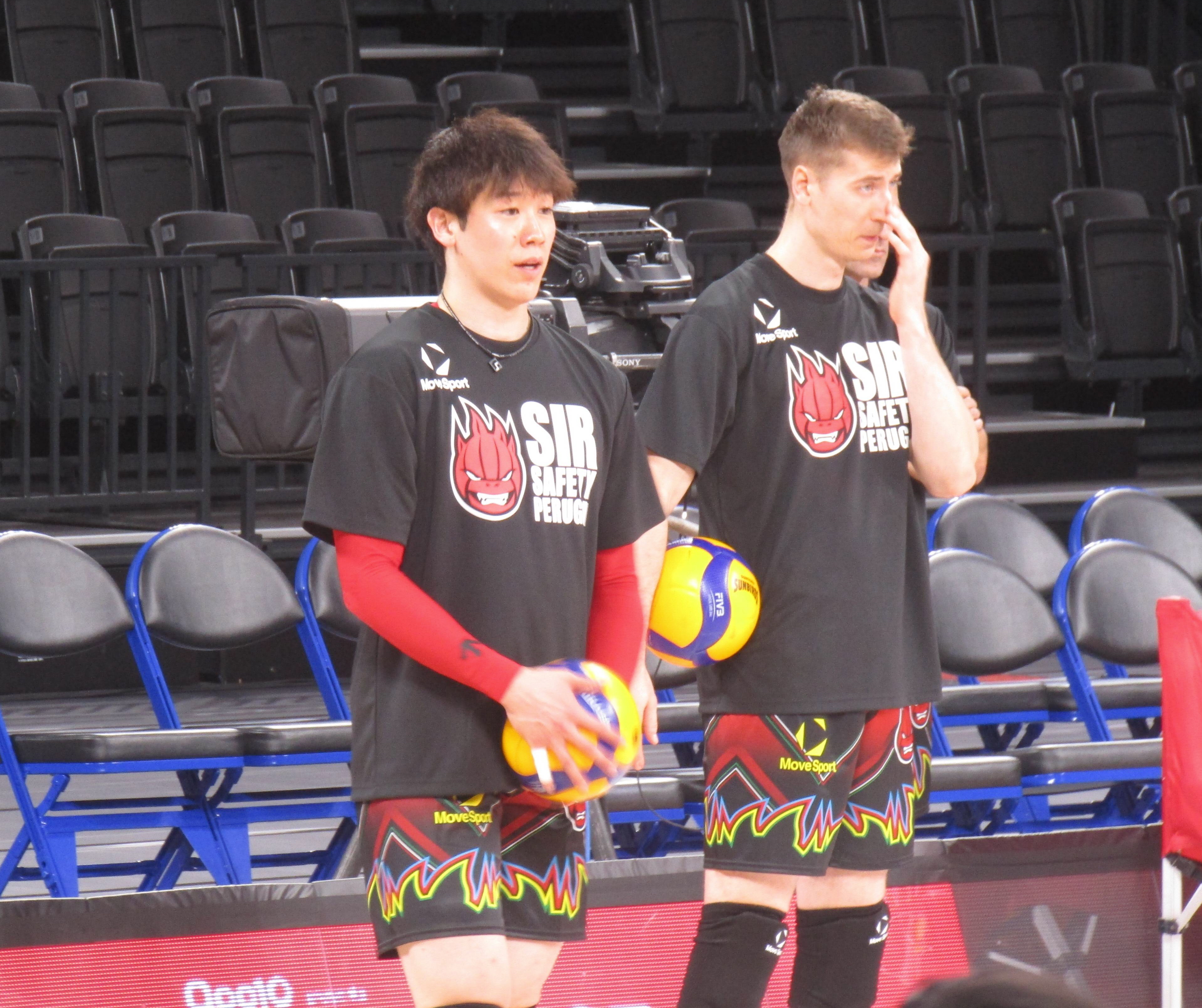 激レア 高橋藍 石川祐希 セリエA バレーボール ゲームパンツ 国体 石川祐希、高橋藍の〝挑発〟も冷静「自分のプレーをしっかりとやりたい