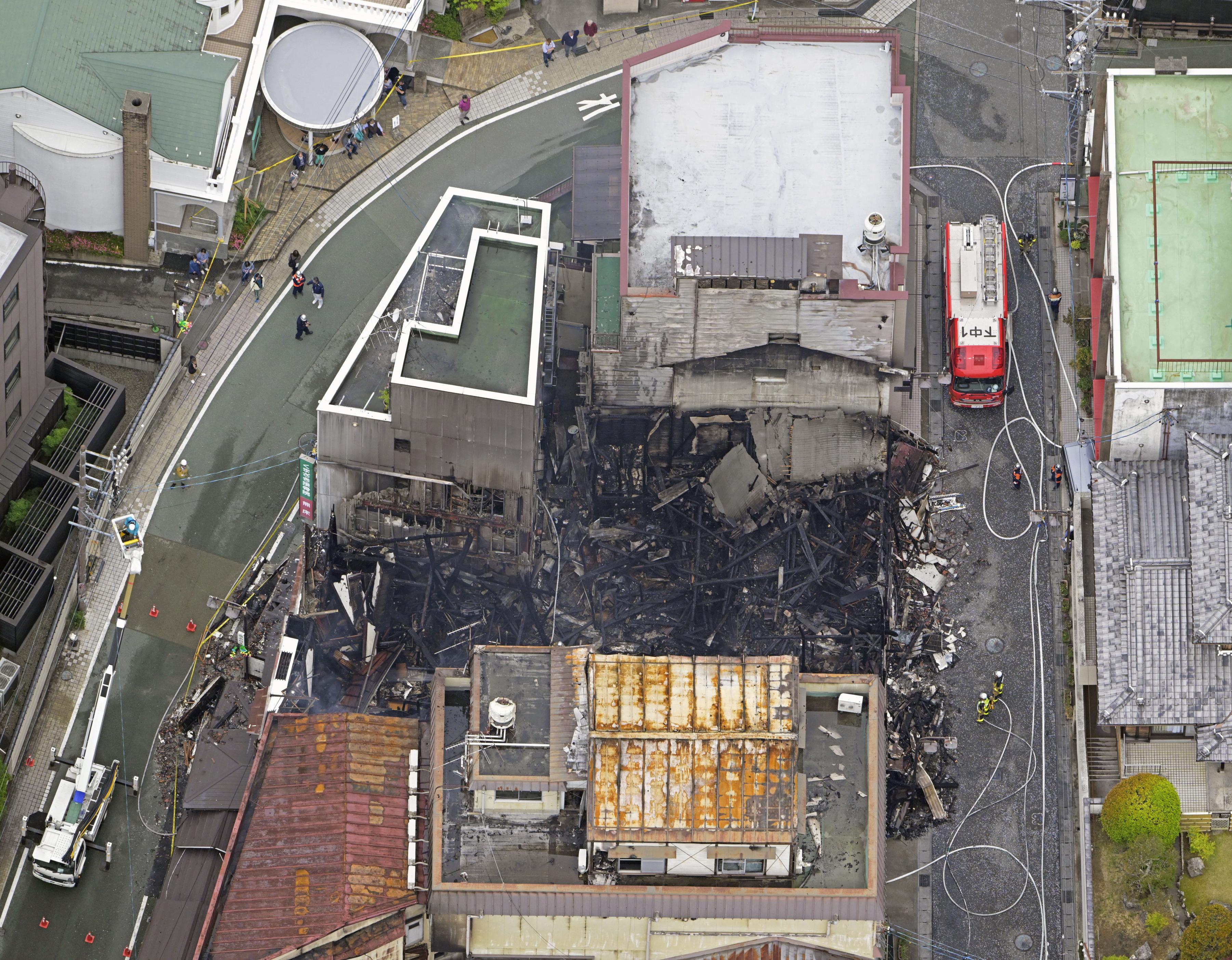 下呂温泉で建物火災、周囲に延焼 宿泊客らに一時避難呼びかけ けが情報
