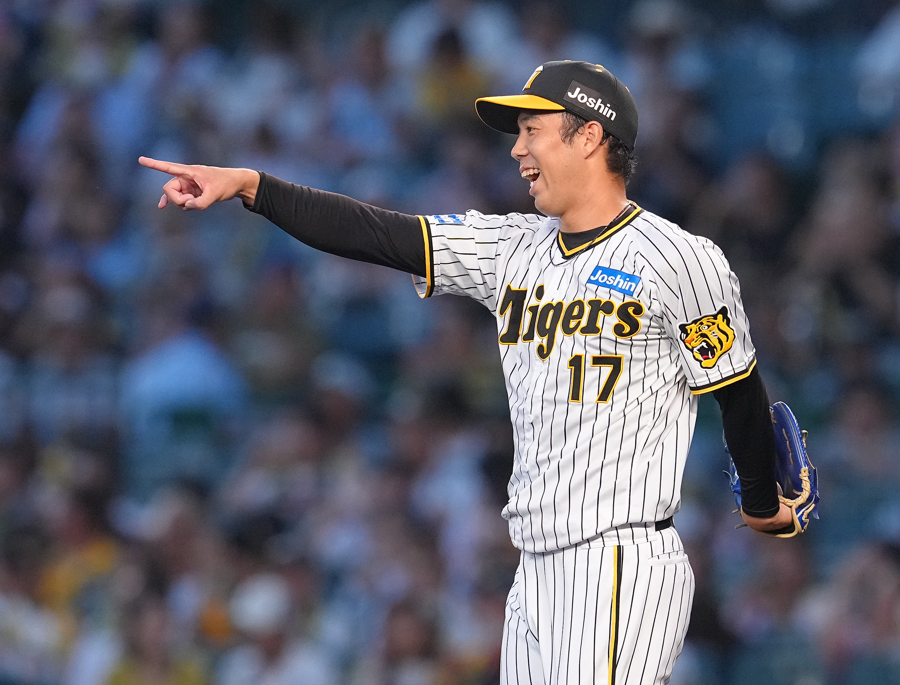 運も味方に！阪神・青柳晃洋が〝ナイスアシスト〟でピンチを脱する