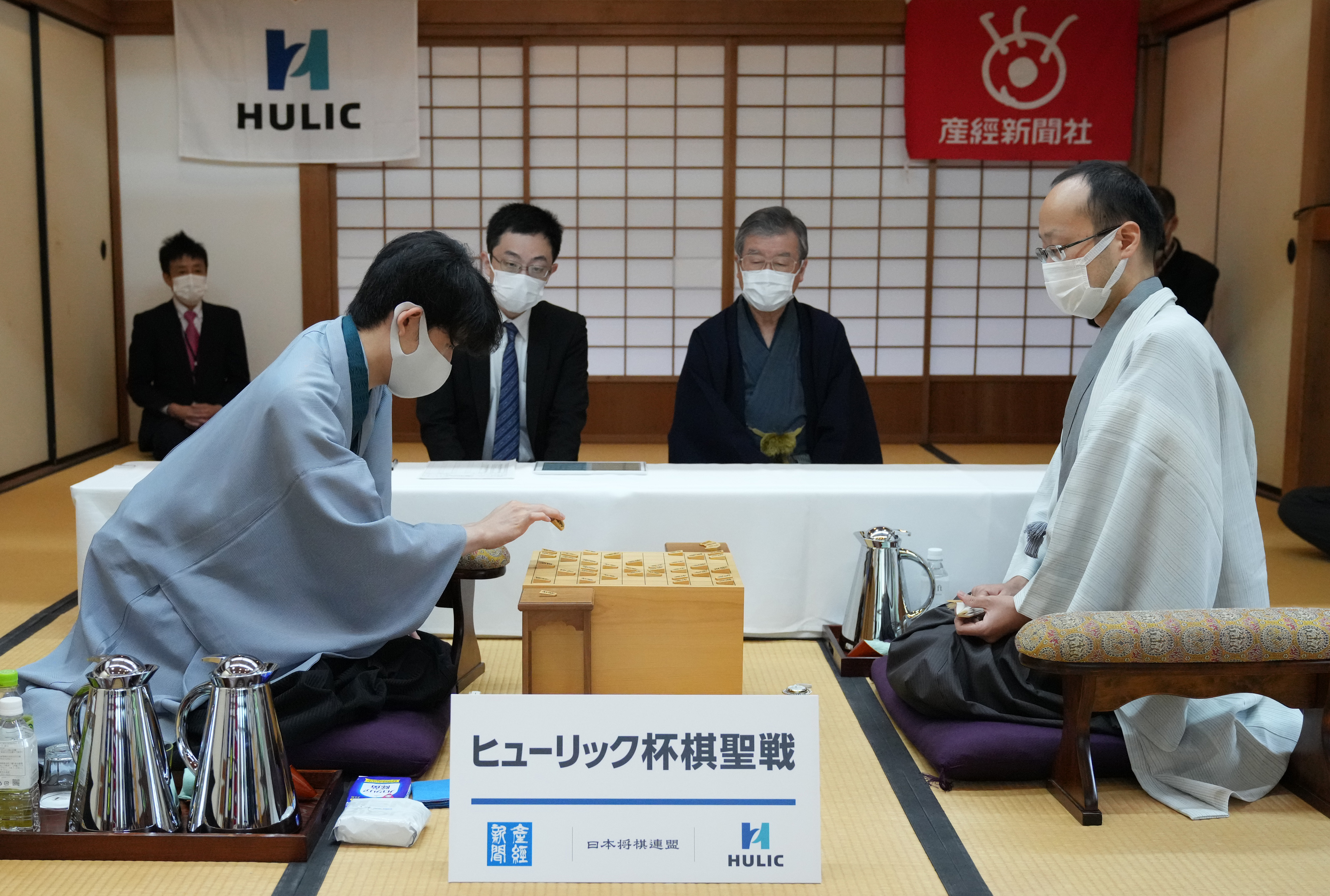 第９２期ヒューリック杯棋聖戦】中盤情勢は「攻め合いに突入」 - 産経