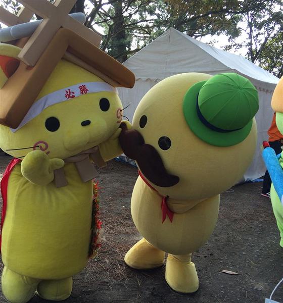 ゆるキャラグランプリ ヒゲも首も残った 貝塚市 つげさん 松原市 マッキー 1 2ページ 産経ニュース