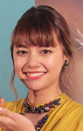 岸本セシル 第１子女児出産を報告 イザ