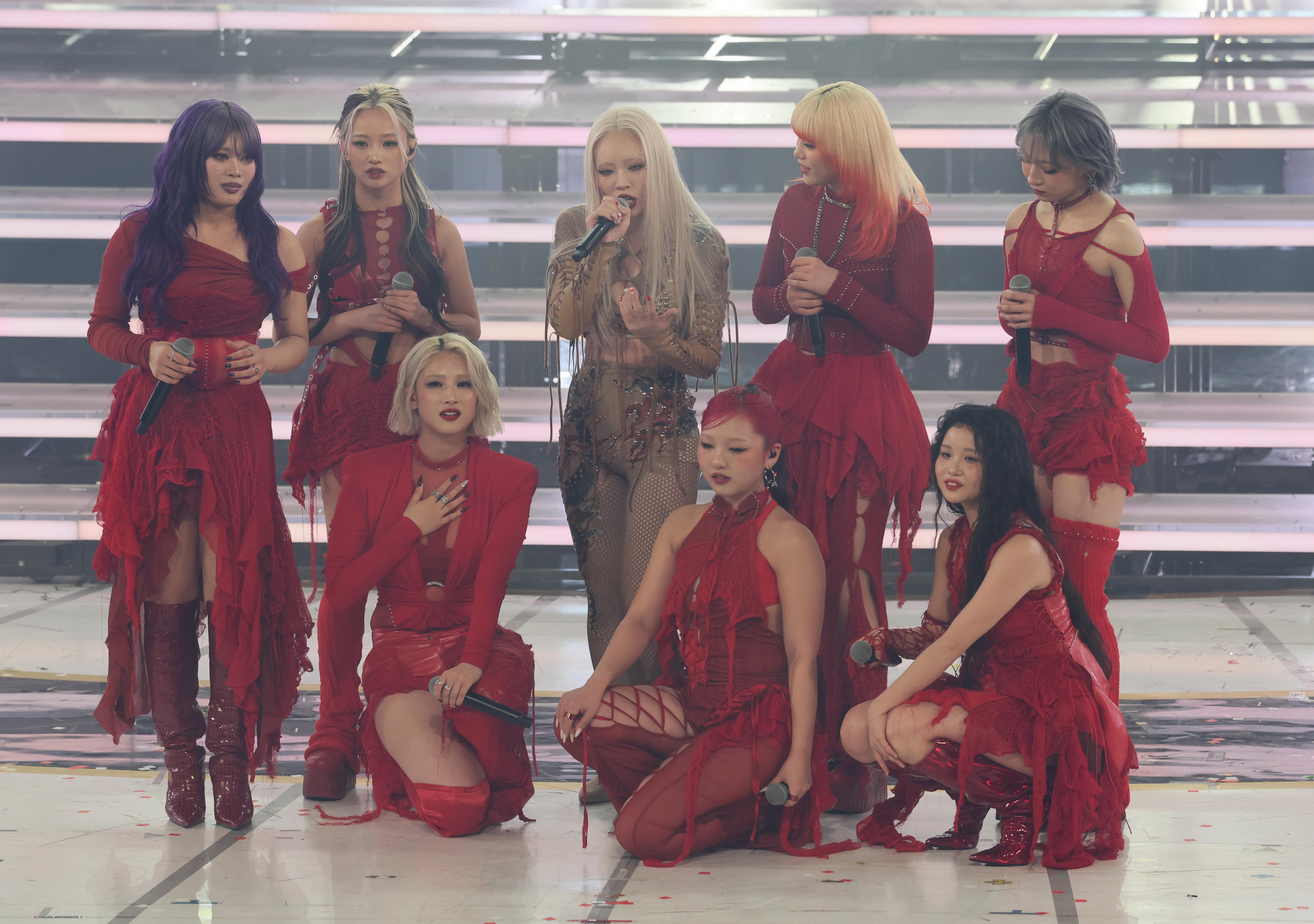 紅白速報⑨AKB48神セブンも登場 ちゃんみなとHANA、共演で圧倒的