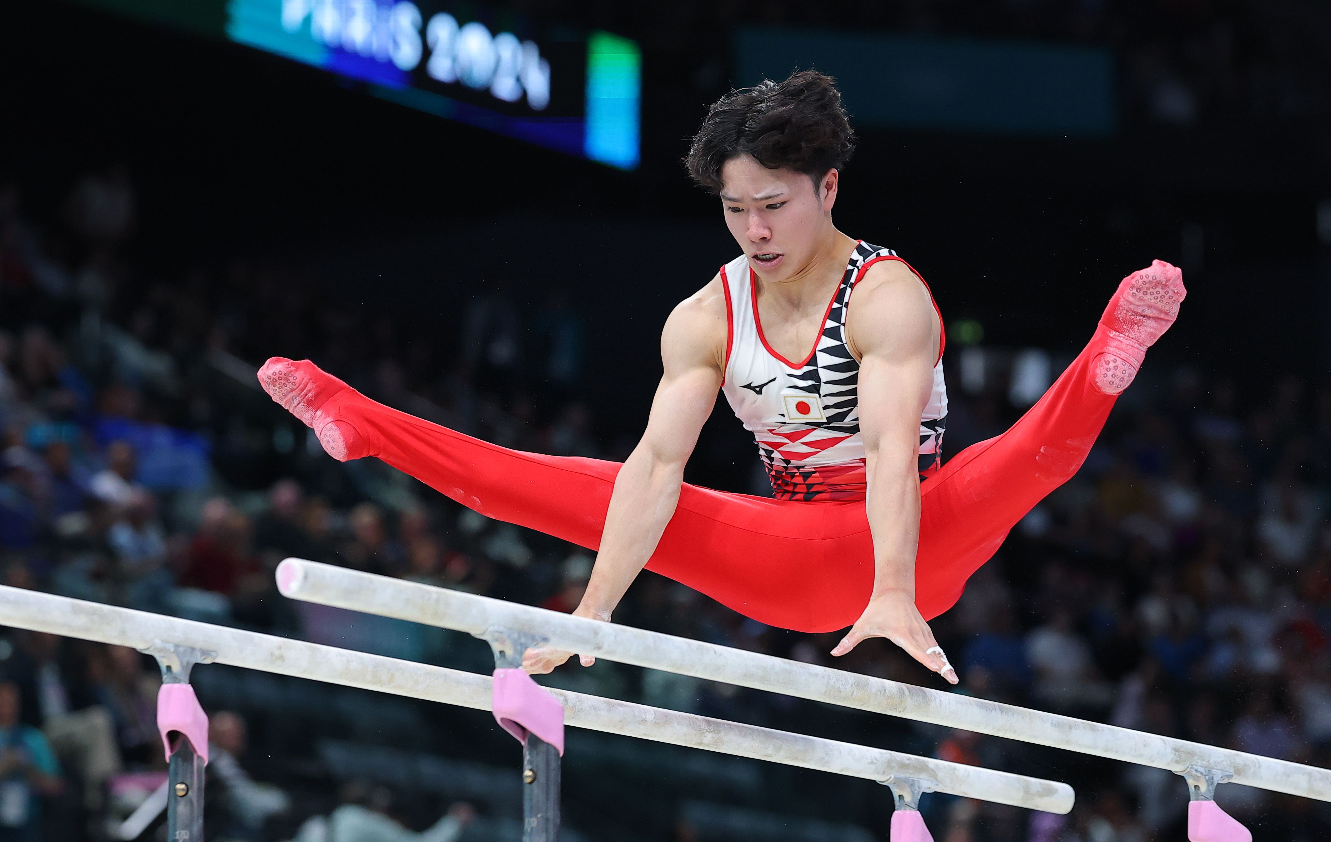 パリ五輪体操男子の団体総合で日本は２位で決勝へ、中国首位 個人は岡慎之助が２位通過 - 産経ニュース