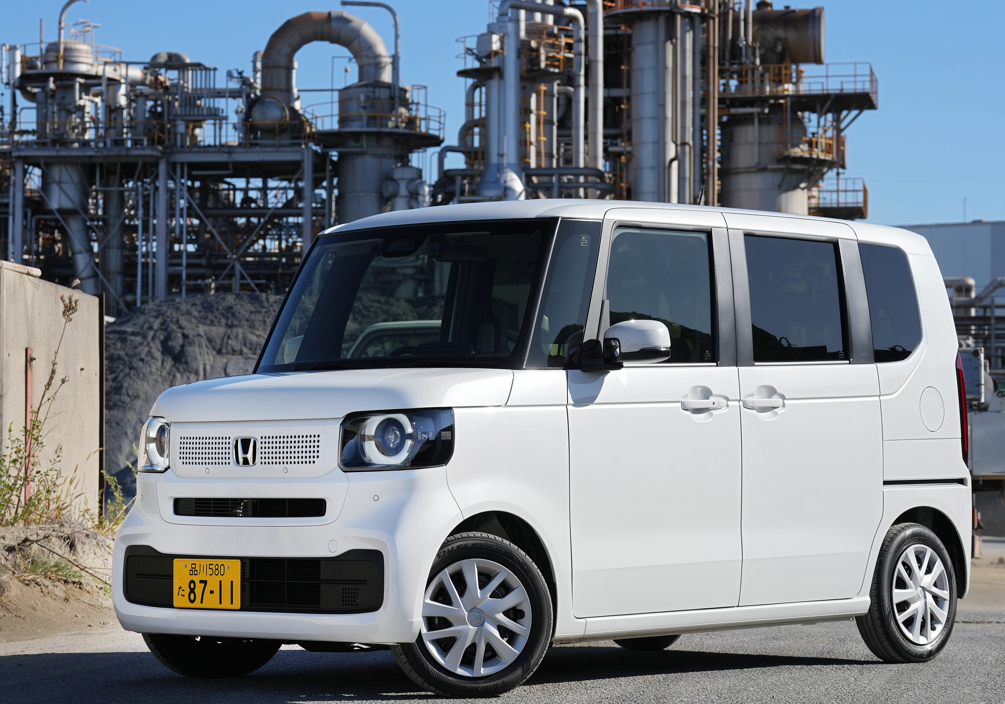 ホンダのN―BOX2カ月ぶり首位 11月の車名別販売 車内スペースの広さや