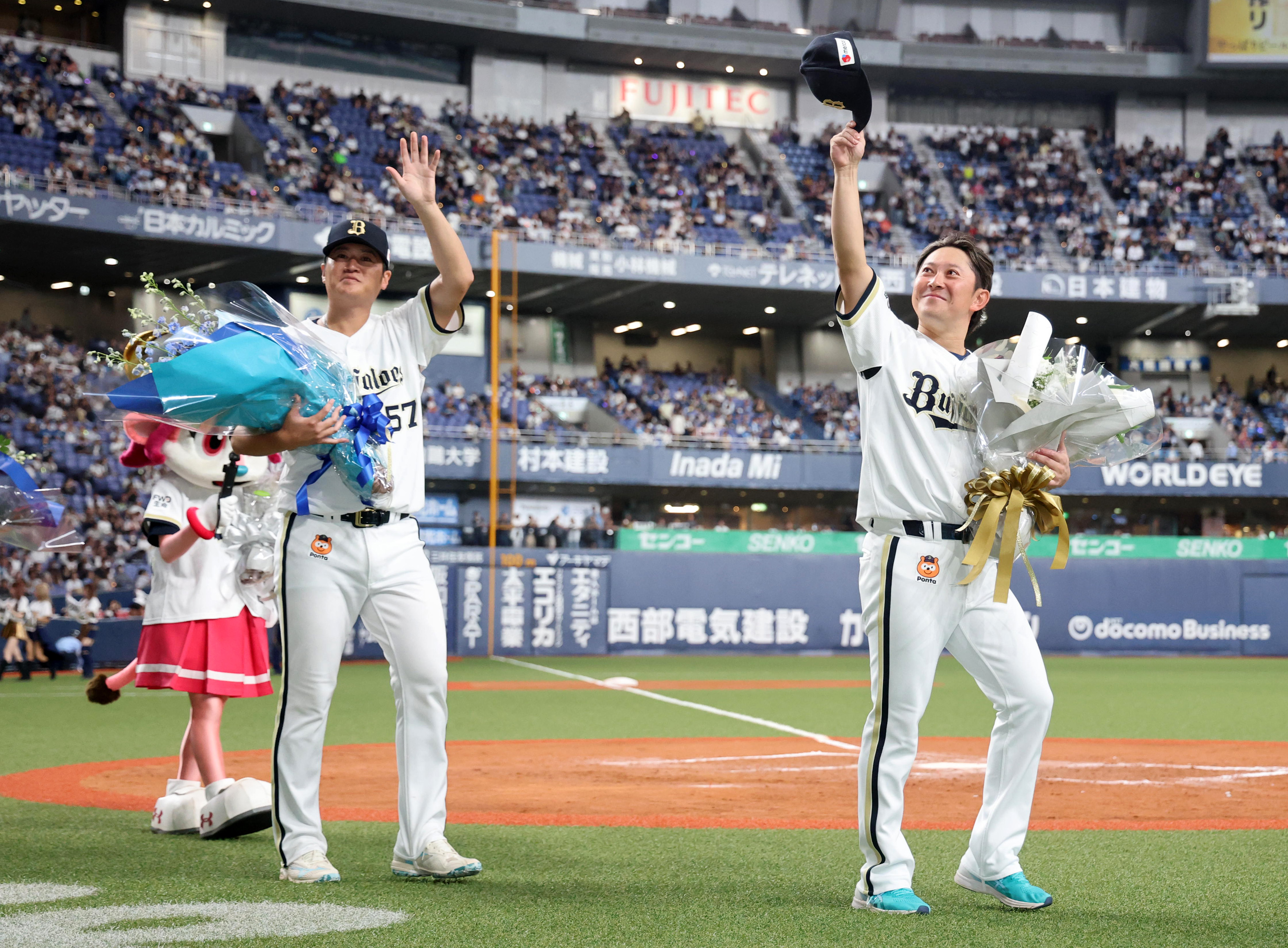 オリックス・西野真弘がラストゲームで2安打 本拠地の3万6172人の
