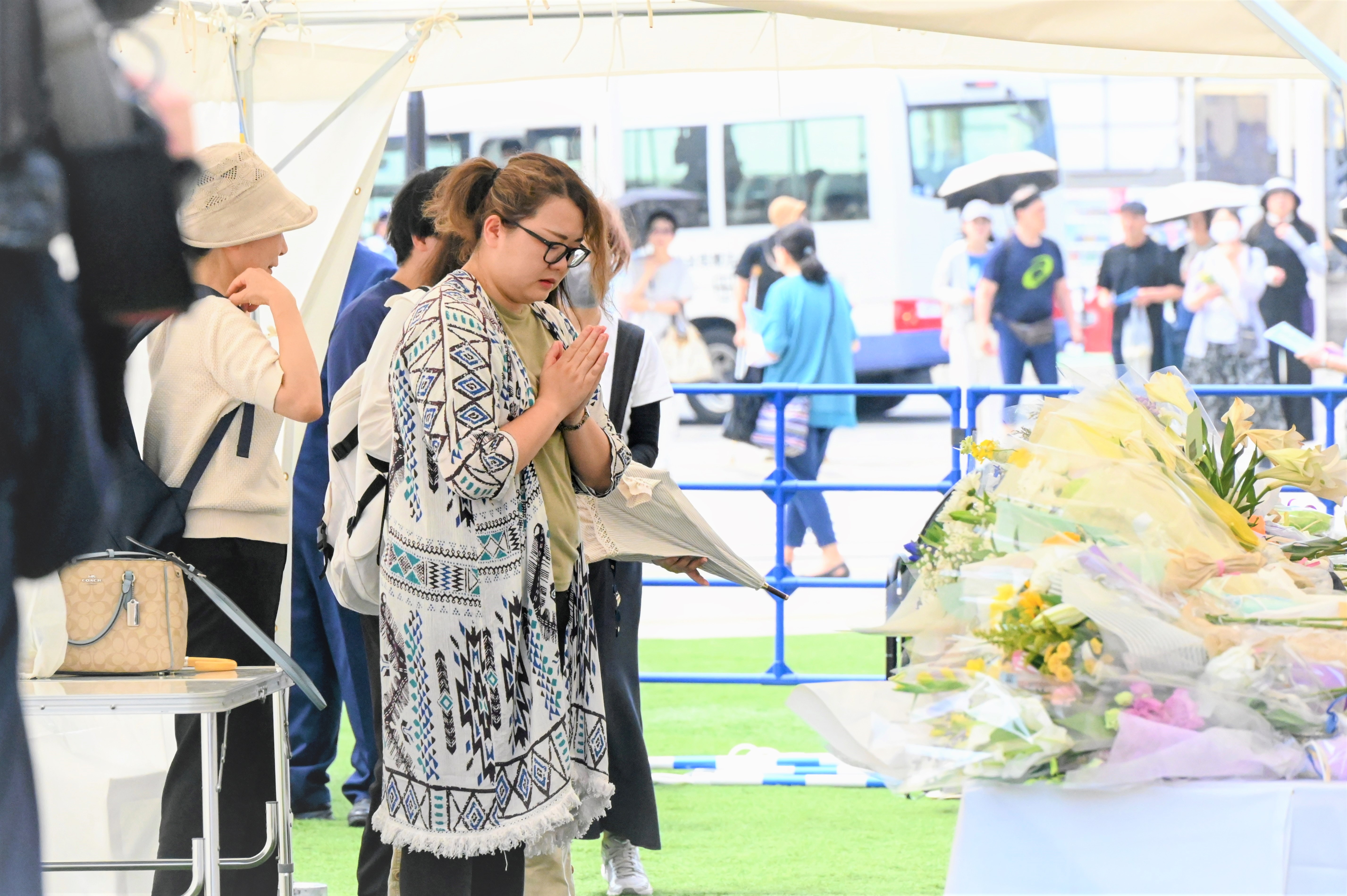 安倍安人作　旅枕花入 Yahoo!オークション - 安倍安人 備前 掛花入 古備前 旅枕 写し