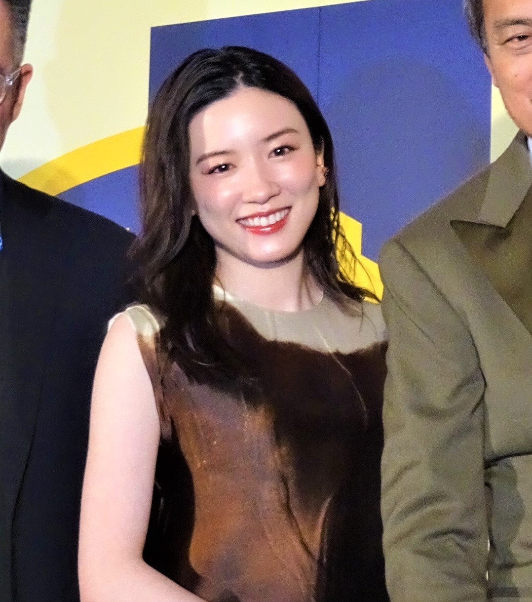鈴木 亮平 永野 芽 郁